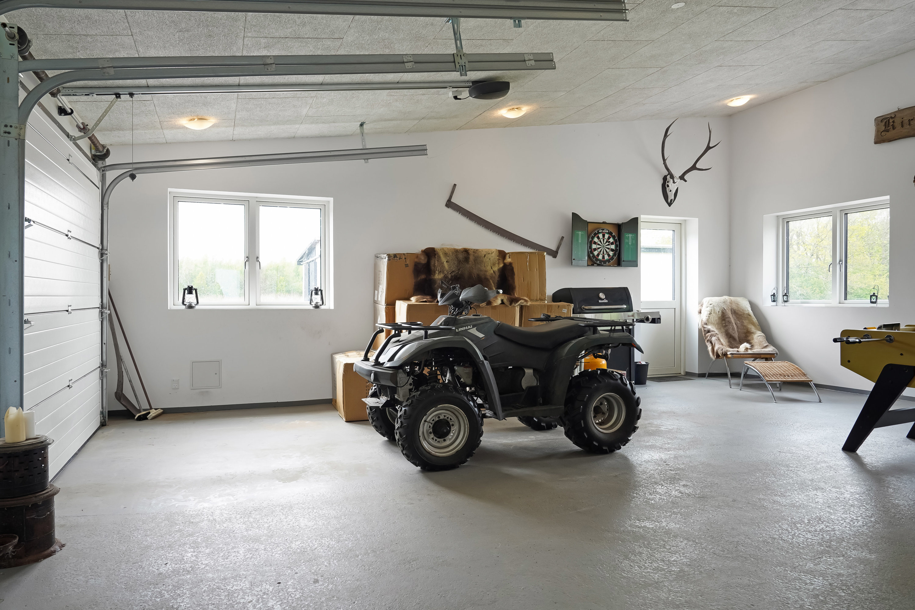 Fremhævet garage billede i fuldskærmstilstand. Billede af Tørrildvej 5, 7300 Jelling