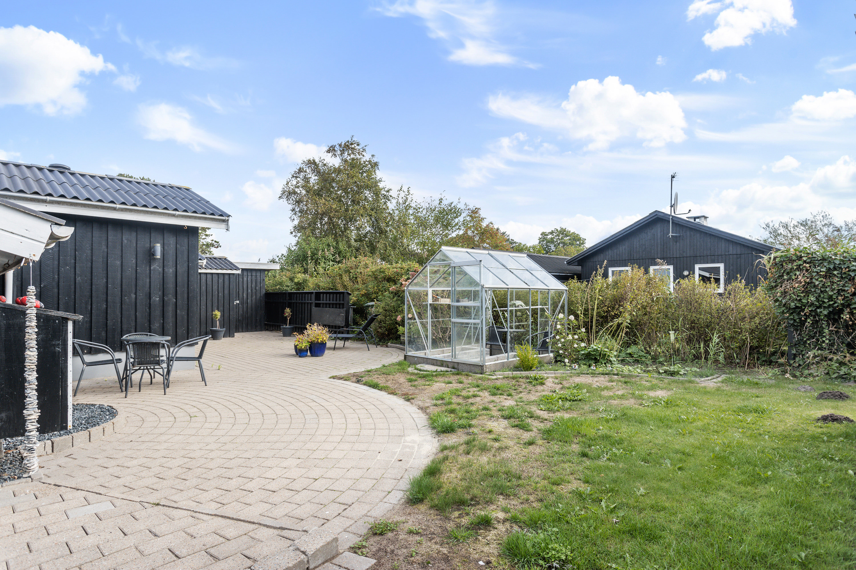 Fremhævet terrasse billede i fuldskærmstilstand. Billede af Bjarnesvej 8, Lyngså, 9300 Sæby