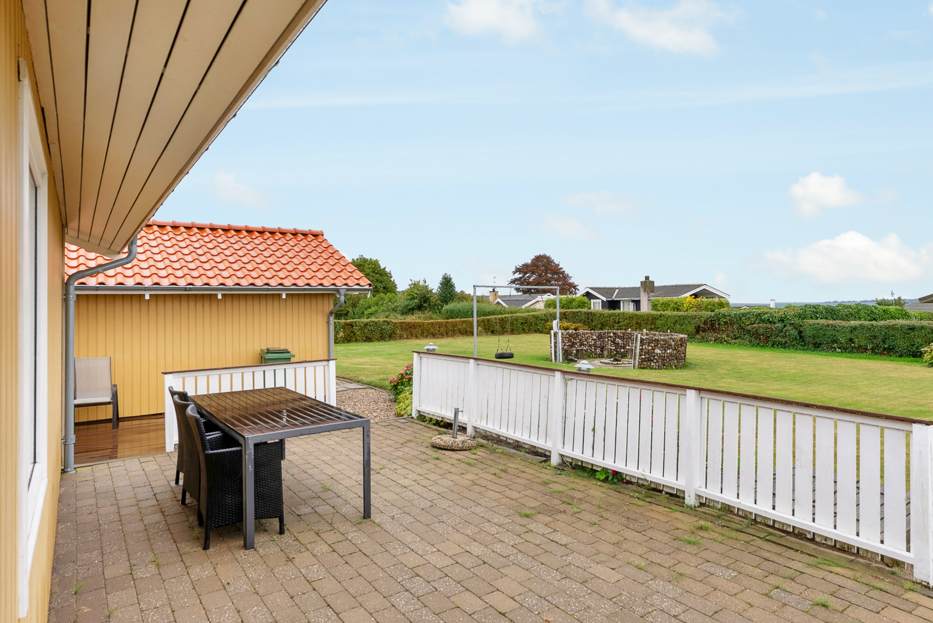 Fremhævet terrasse billede i fuldskærmstilstand. Billede af Avernakøvej 36, Horne, 5600 Faaborg