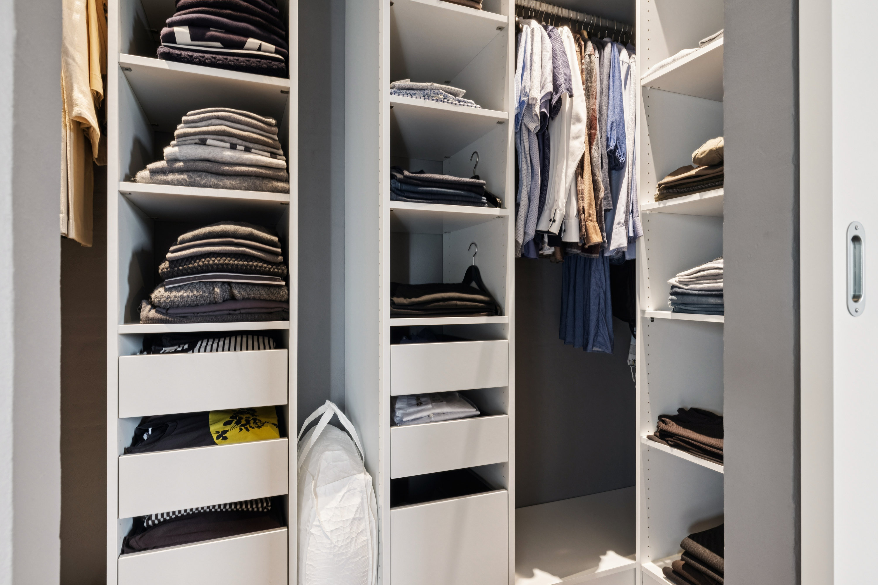 Fremhævet walkin closet billede i fuldskærmstilstand. Billede af Arnbjerg Høje 71, 8800 Viborg