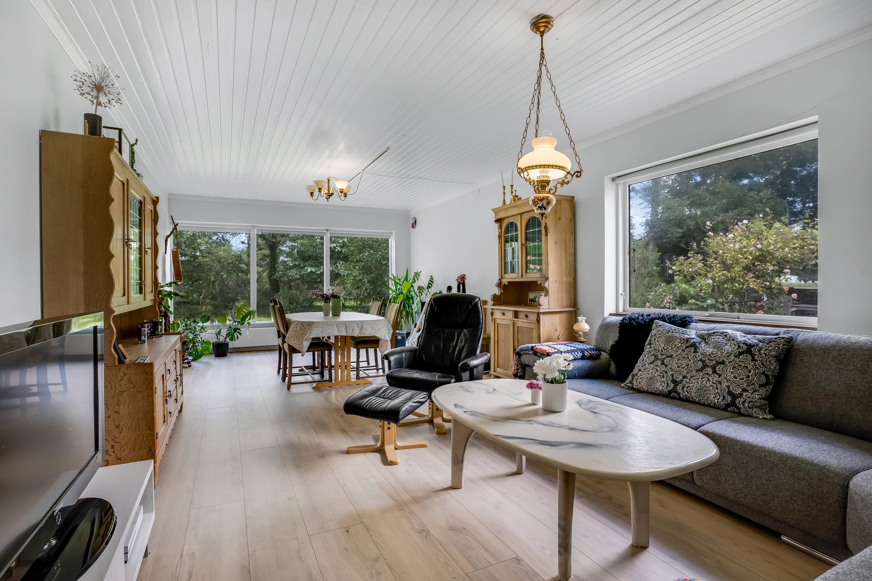 Fremhævet stue billede i fuldskærmstilstand. Billede af Hvamvej 7, 7500 Holstebro