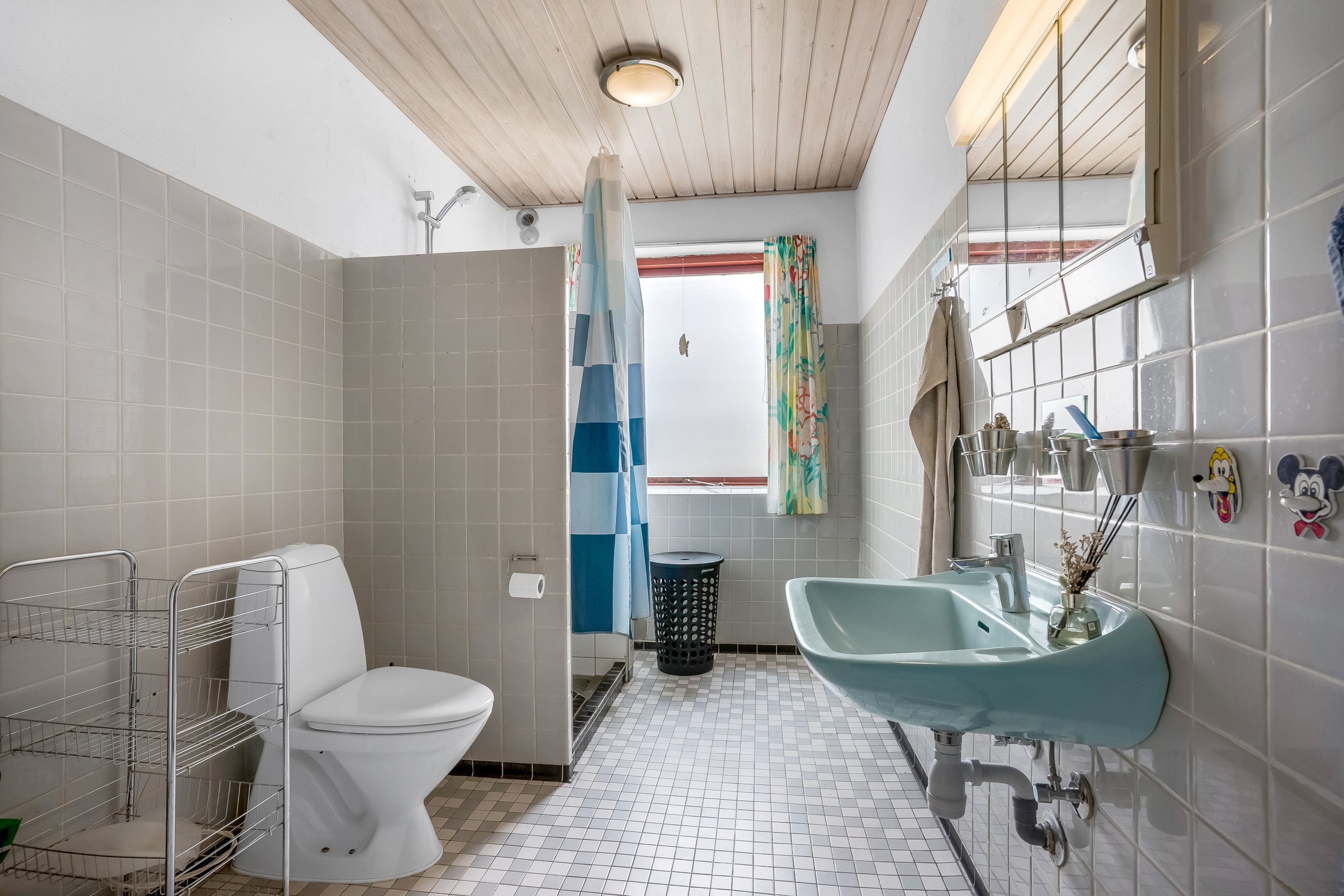 Fremhævet badeværelse billede i fuldskærmstilstand. Billede af Hvamvej 7, 7500 Holstebro