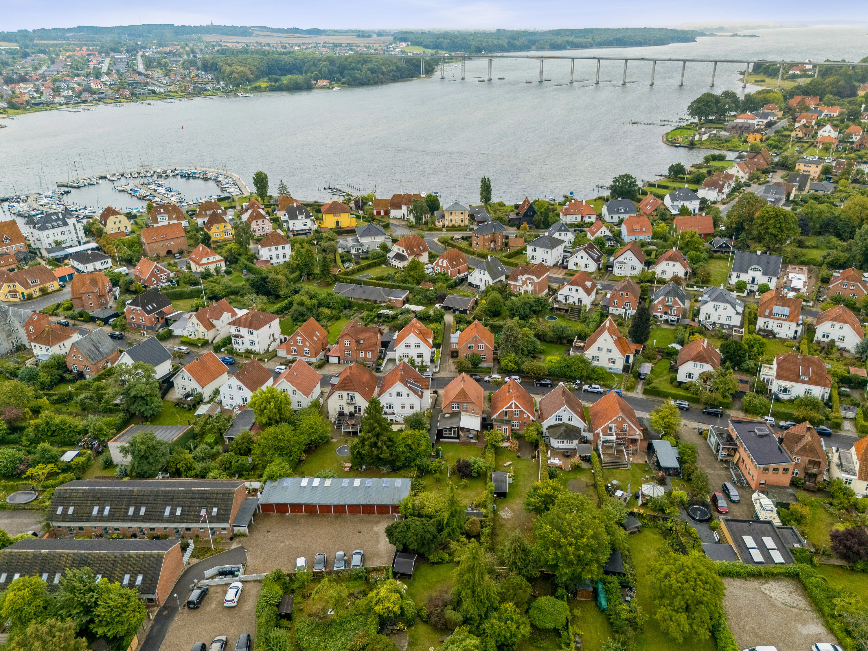 Fremhævet luftfoto billede i fuldskærmstilstand. Billede af Willemoesvej 13, 5700 Svendborg