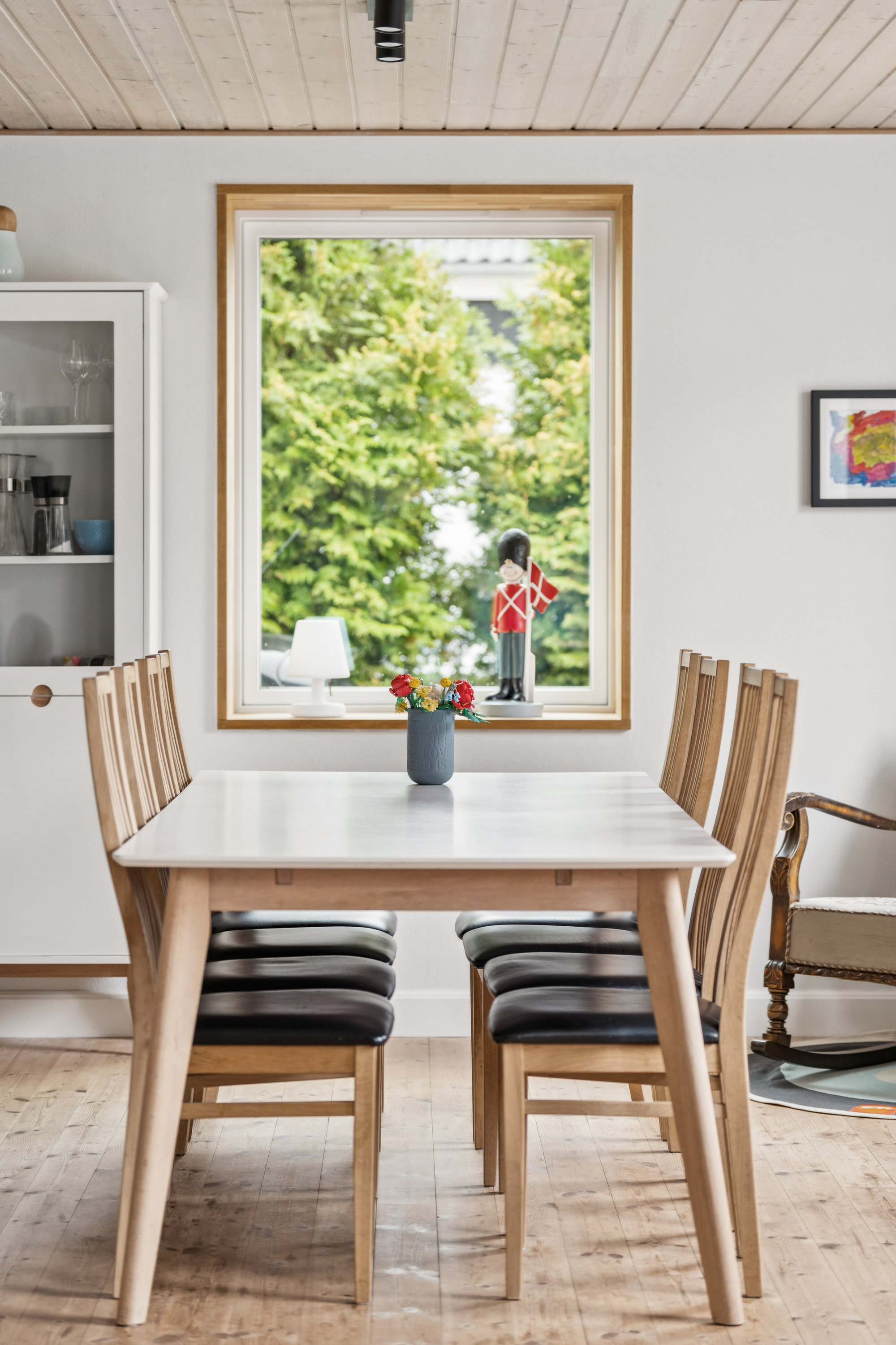 Fremhævet stue billede i fuldskærmstilstand. Billede af Hjedsbækvej 299, 9541 Suldrup