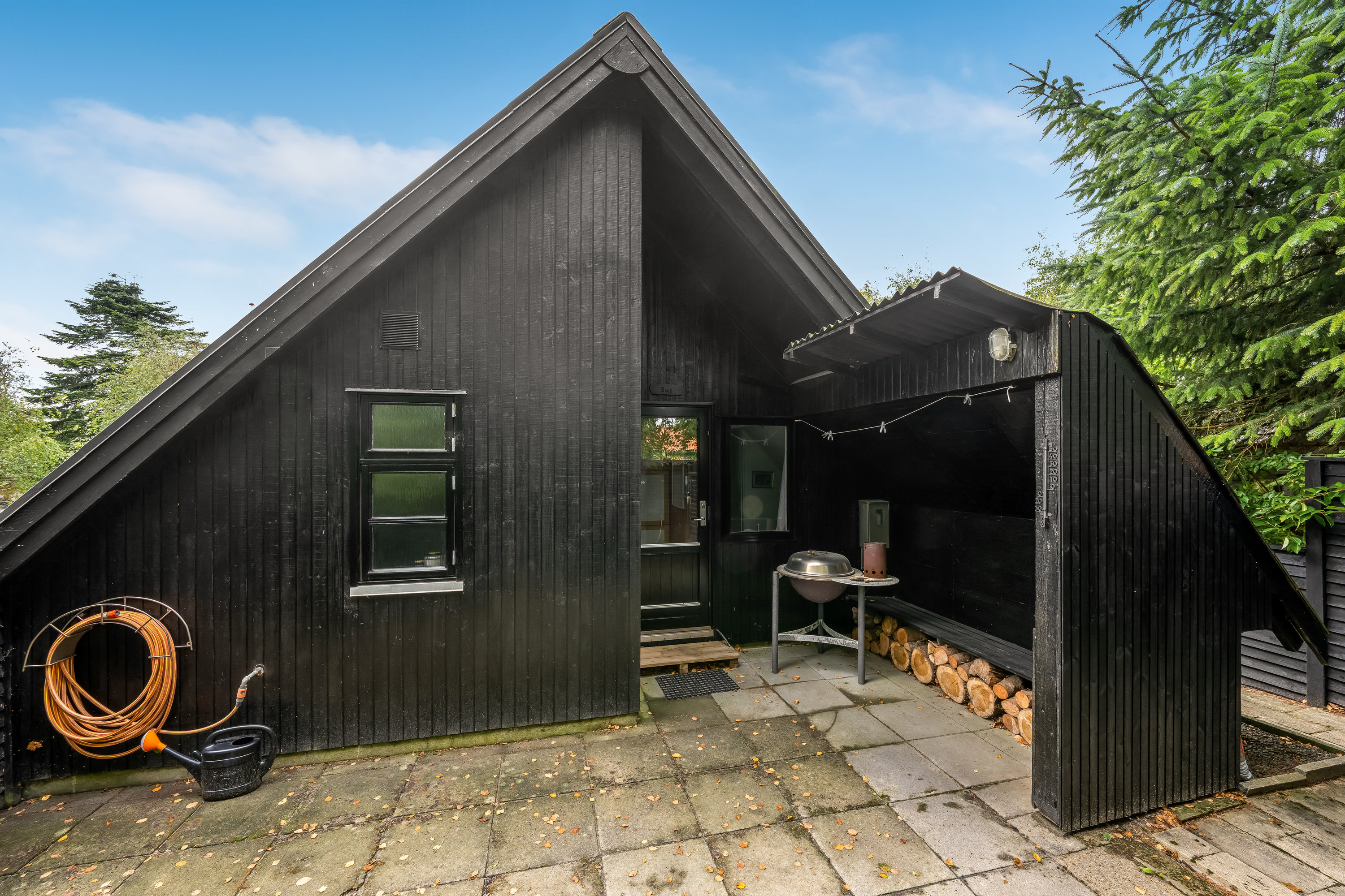 Fremhævet overdækket terrasse billede i fuldskærmstilstand. Billede af Støvlen 7, 6893 Hemmet