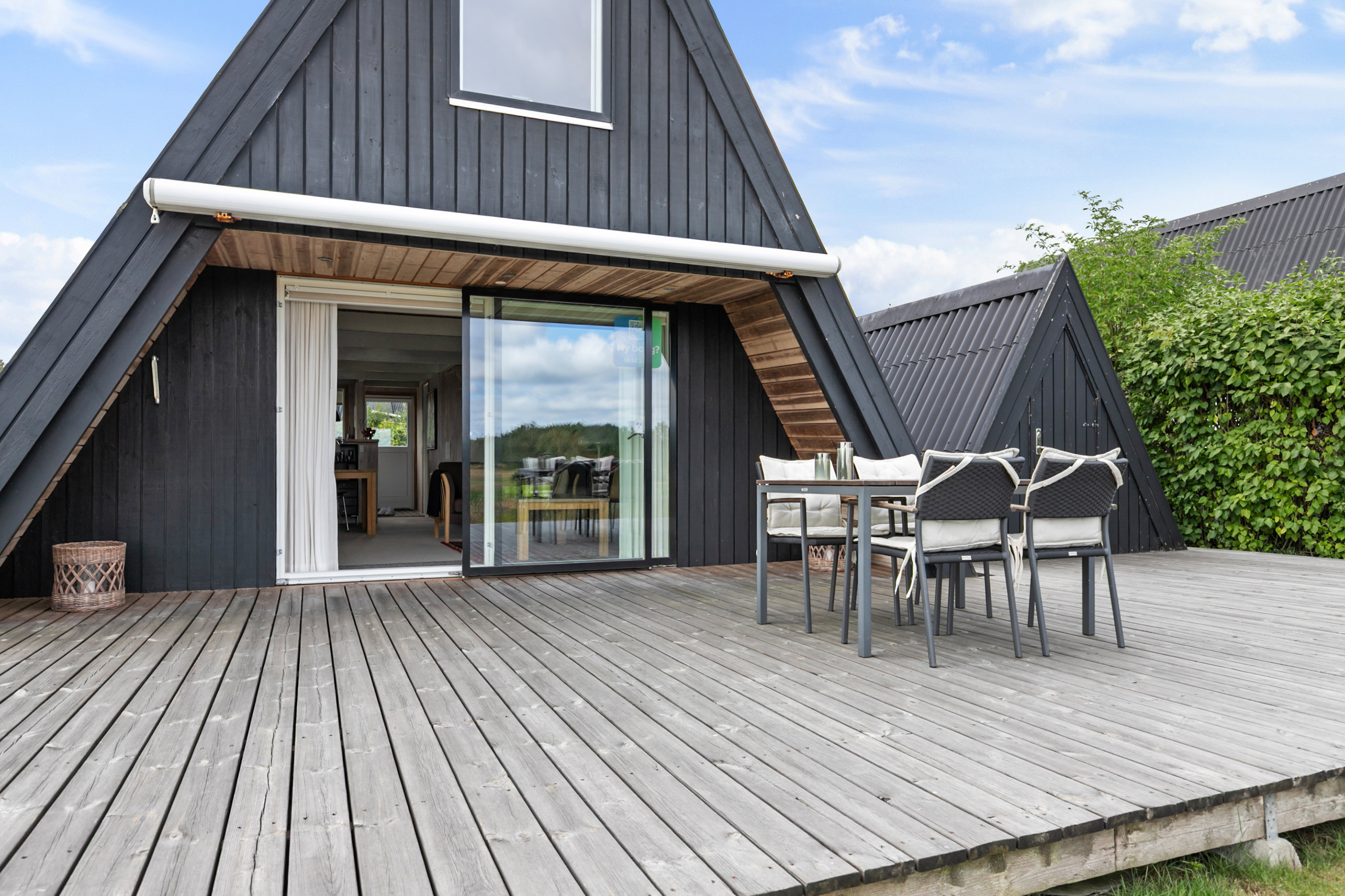 Fremhævet terrasse billede i fuldskærmstilstand. Billede af Golfsvinget 107, Gatten, 9640 Farsø