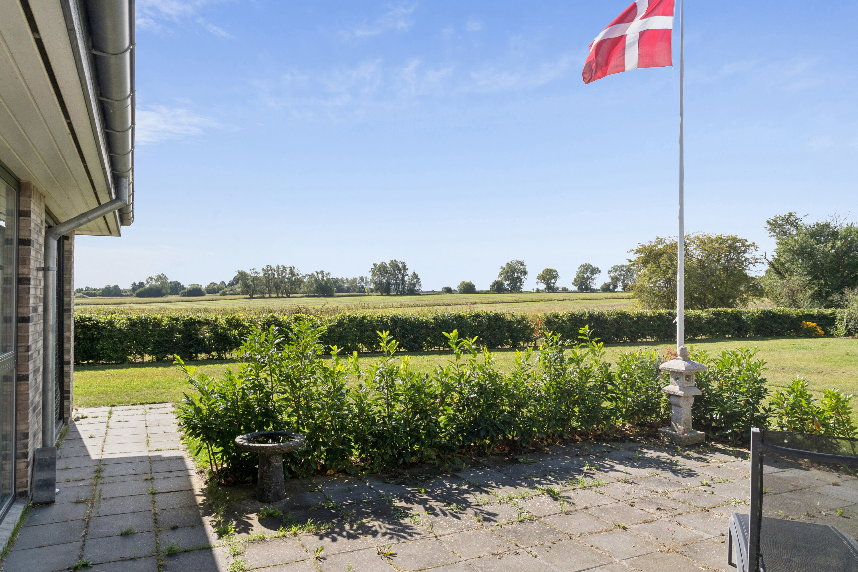Fremhævet set fra haven billede i fuldskærmstilstand. Billede af Lerager 10, Allerslev, 4320 Lejre