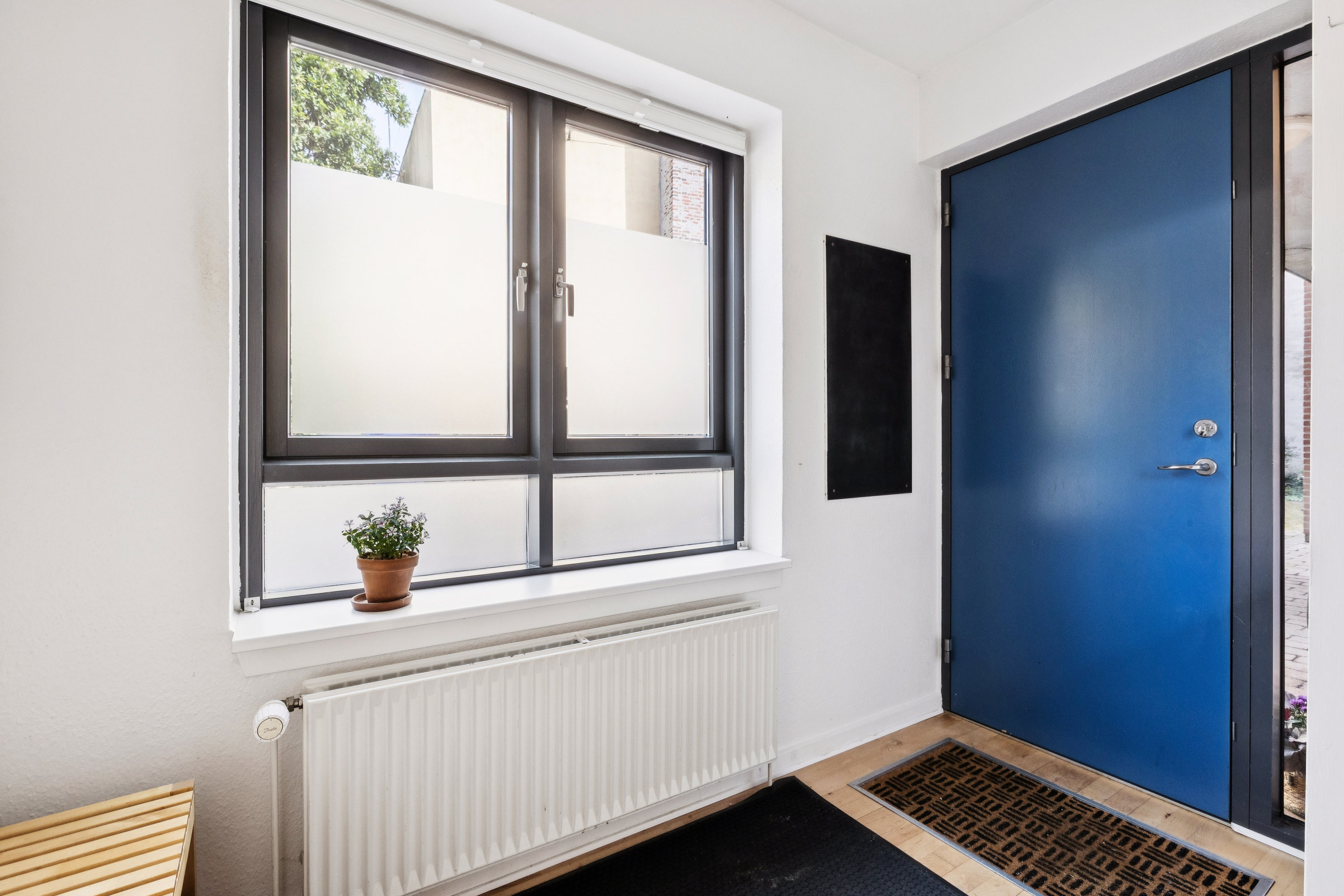 Fremhævet værelse billede i fuldskærmstilstand. Billede af Møllegade 7B, st. th., 8000 Aarhus C