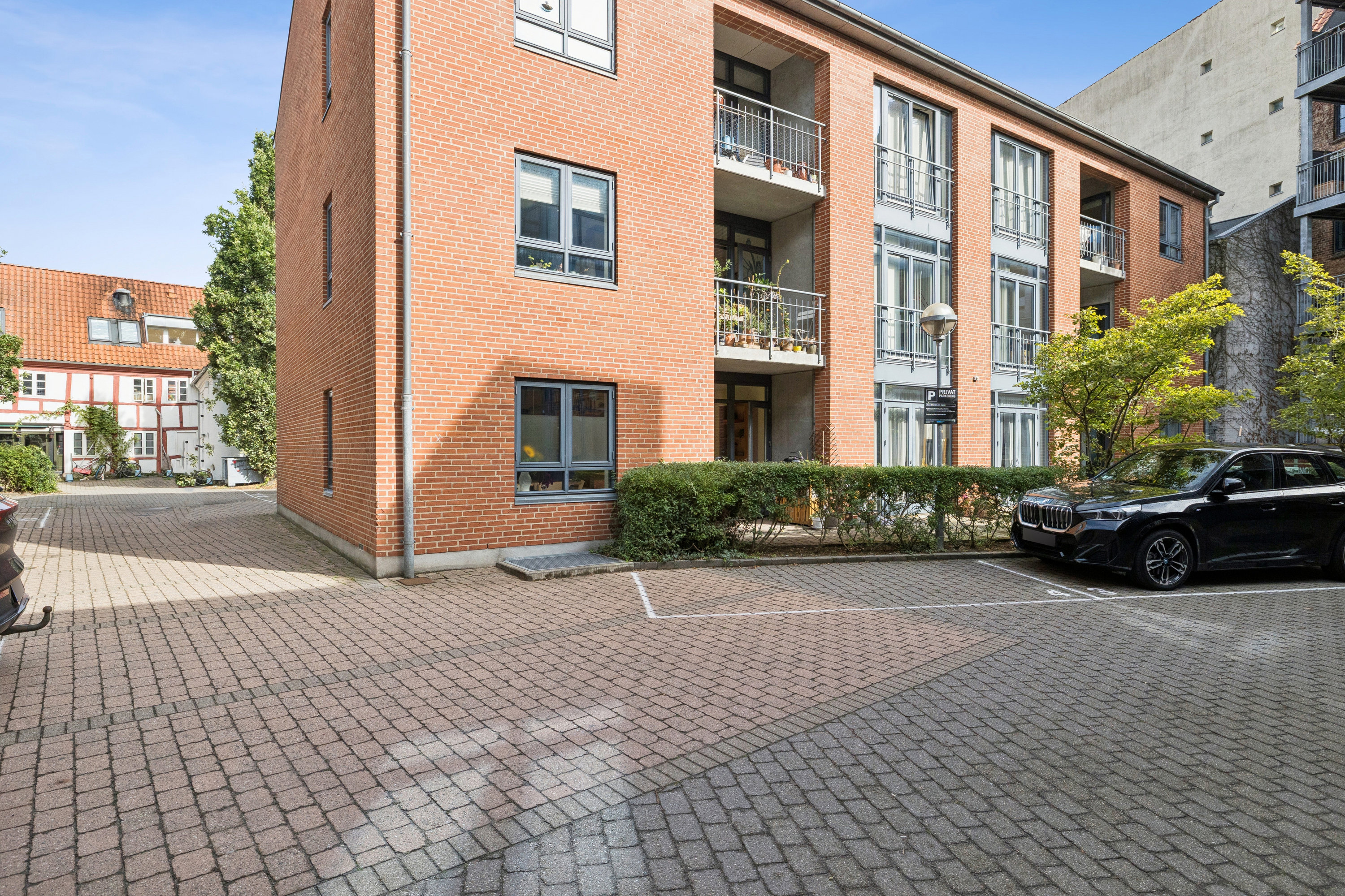 Fremhævet andet billede i fuldskærmstilstand. Billede af Møllegade 7B, st. th., 8000 Aarhus C