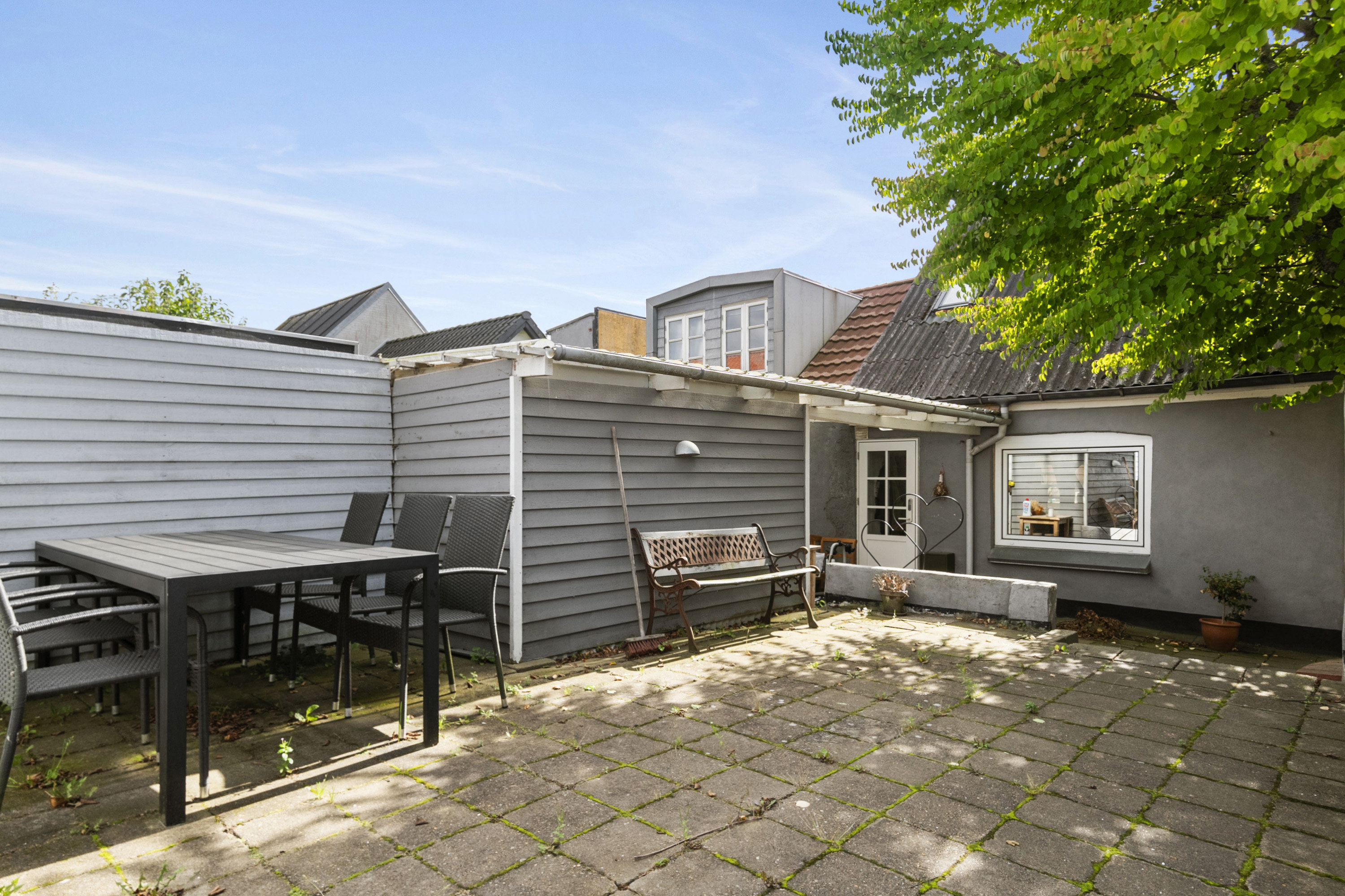 Fremhævet område billede i fuldskærmstilstand. Billede af Skovvangsvej 3A, st., 8200 Aarhus N