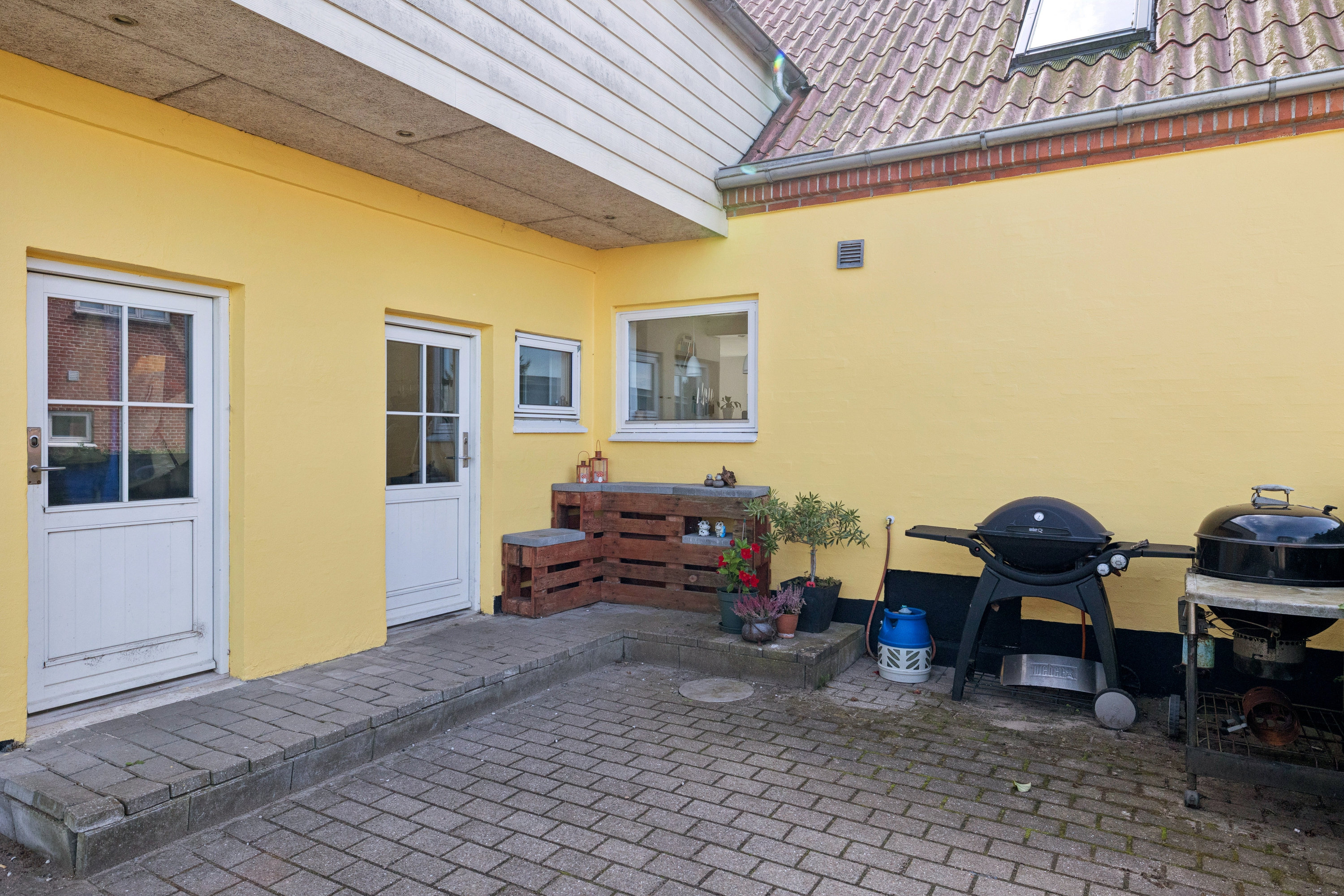 Fremhævet terrasse billede i fuldskærmstilstand. Billede af Torrildvej 13, Gjesing, 8660 Skanderborg