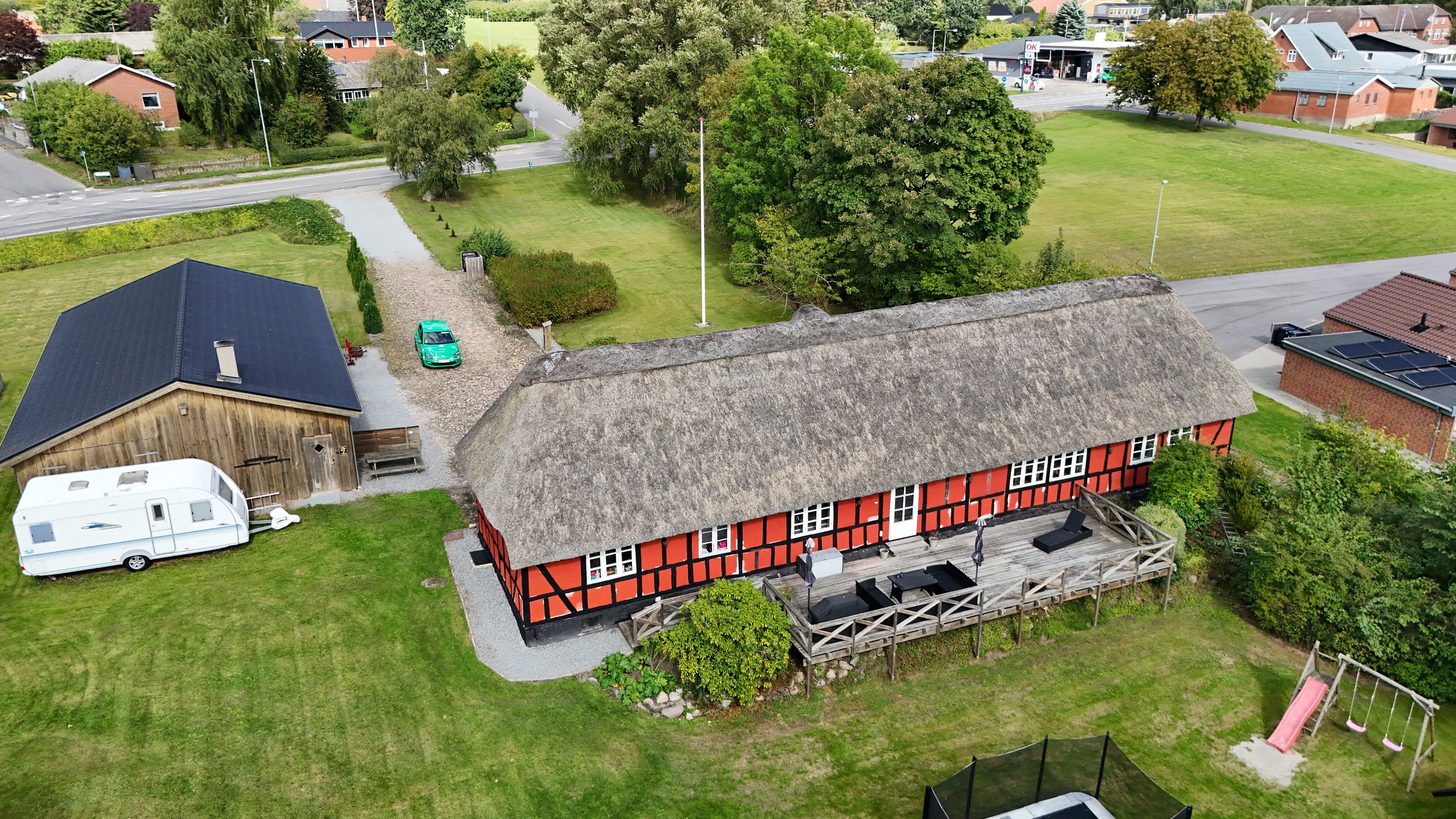 Fremhævet drone billede i fuldskærmstilstand. Billede af Viborg Landevej 25, Sdr Onsild, 9500 Hobro