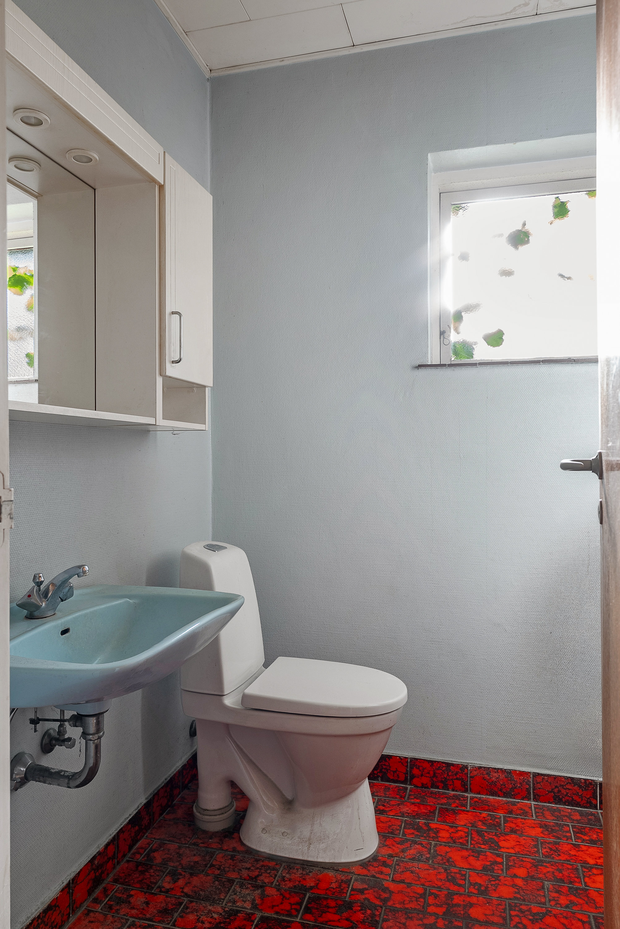 Fremhævet toilet billede i fuldskærmstilstand. Billede af Tyrsbjergvej 112, Korup, 5210 Odense NV