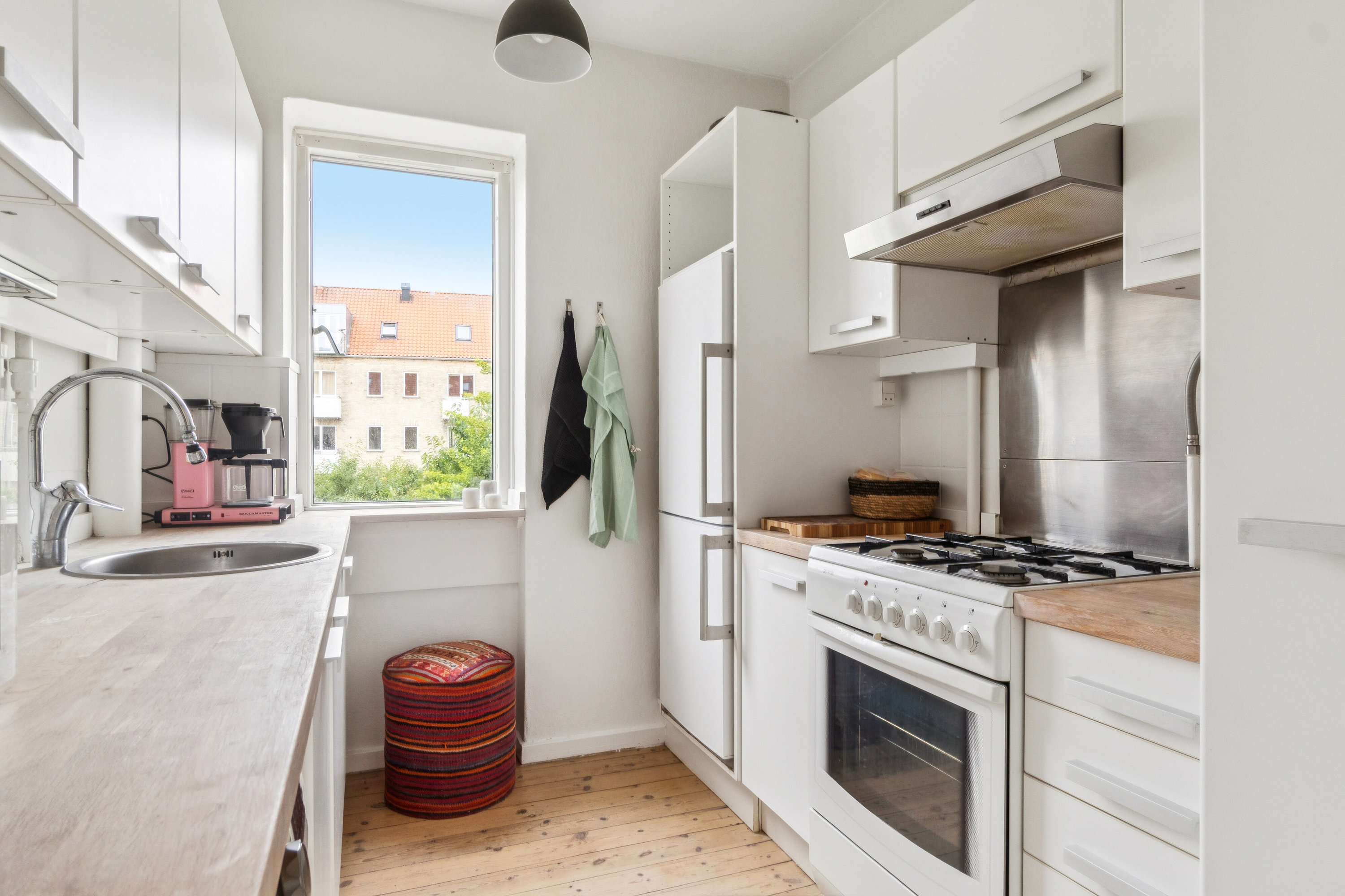 Fremhævet køkken billede i fuldskærmstilstand. Billede af Maltagade 22, 3. th., 2300 København S