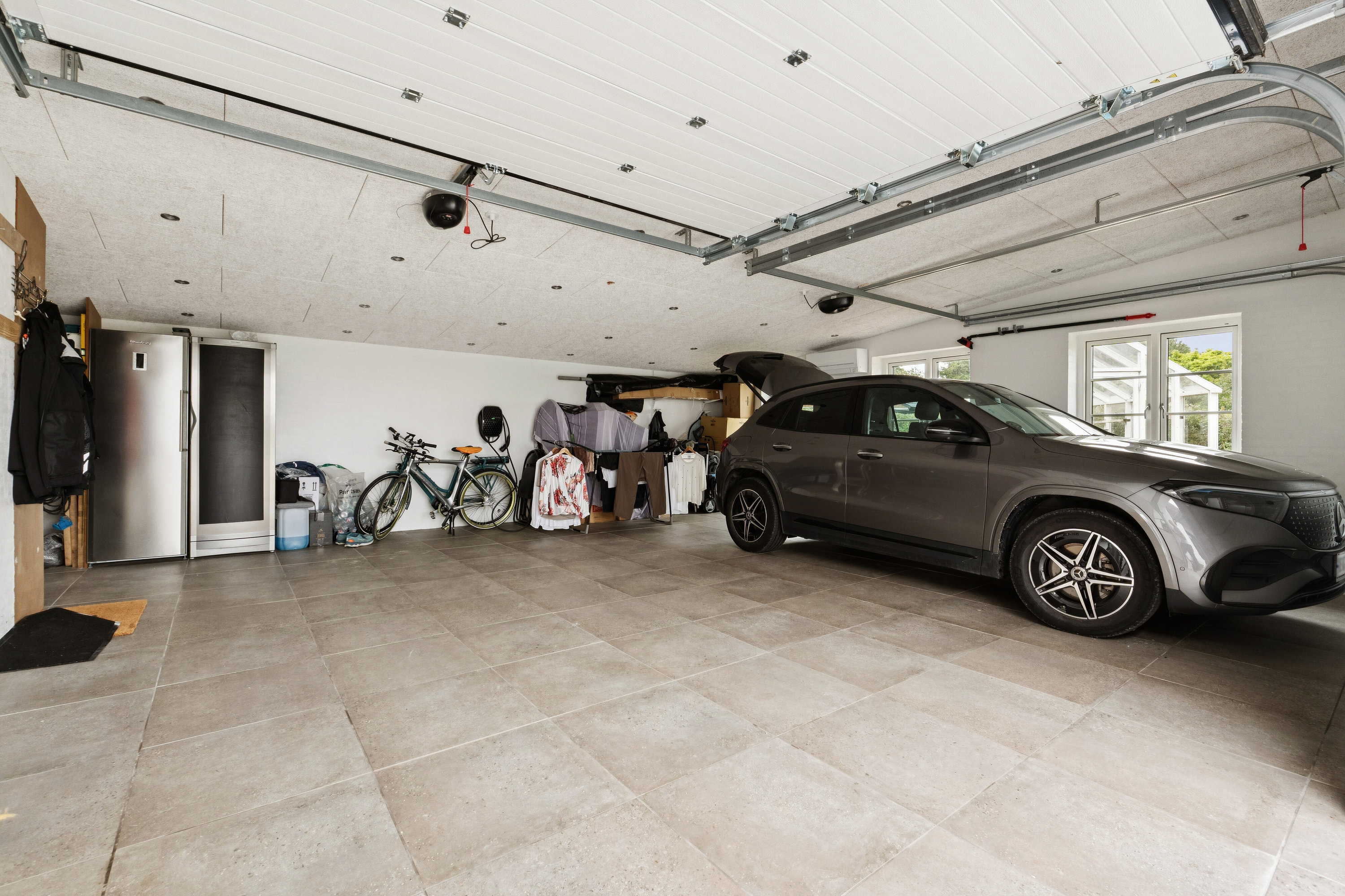 Fremhævet garage billede i fuldskærmstilstand. Billede af Violvænget 3, Nørre Lyndelse, 5792 Årslev