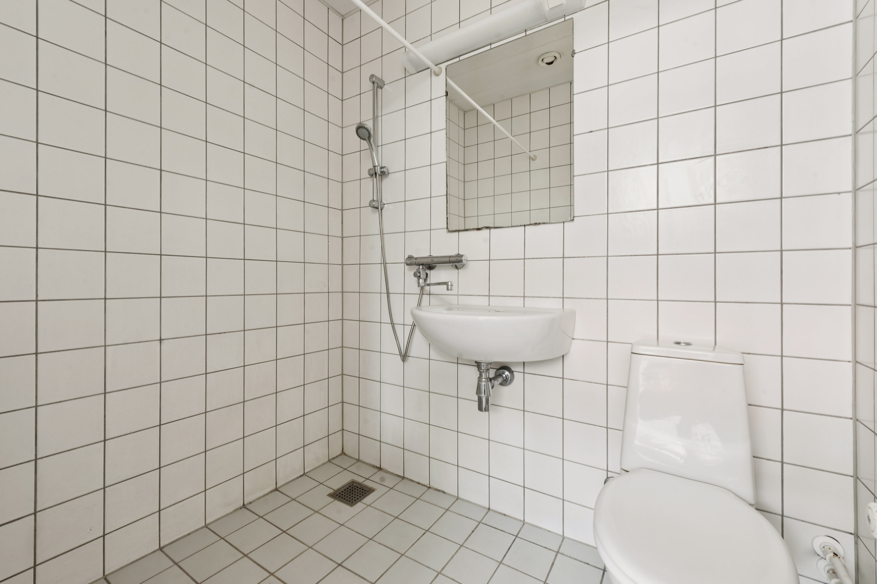Fremhævet badeværelse billede i fuldskærmstilstand. Billede af Frederikssundsvej 227, st. 127., 2700 Brønshøj