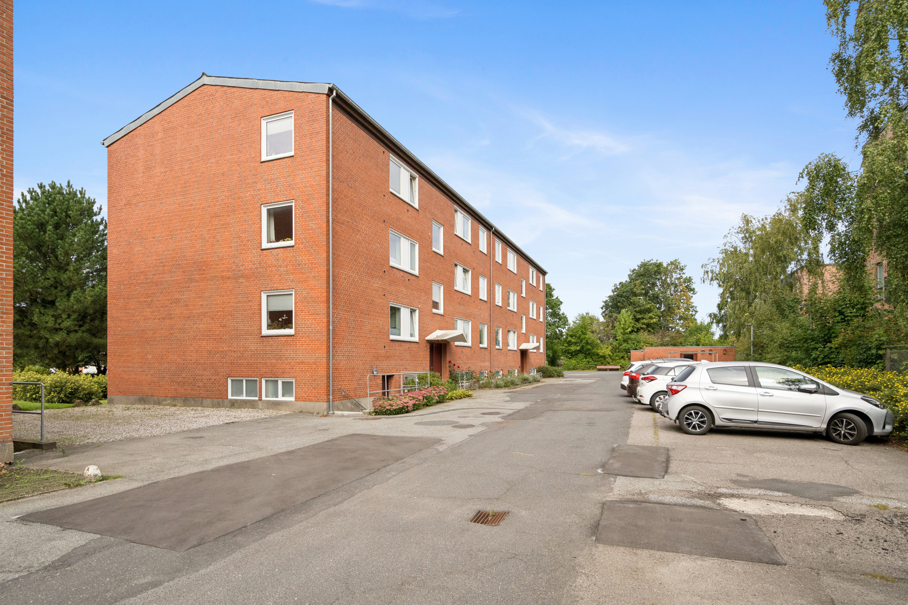 Fremhævet andet billede i fuldskærmstilstand. Billede af Hobrovej 114, st. tv., 8920 Randers NV