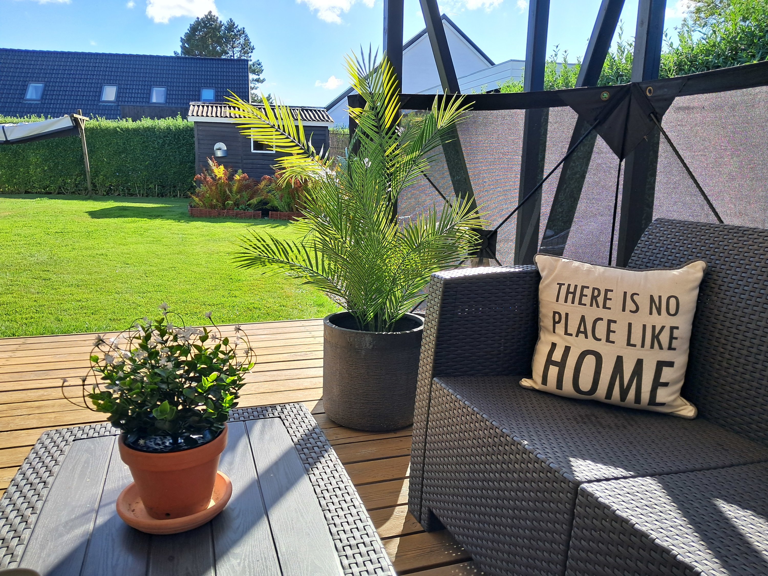 Fremhævet terrasse billede i fuldskærmstilstand. Billede af Kuskgårdsvej 25, 9381 Sulsted