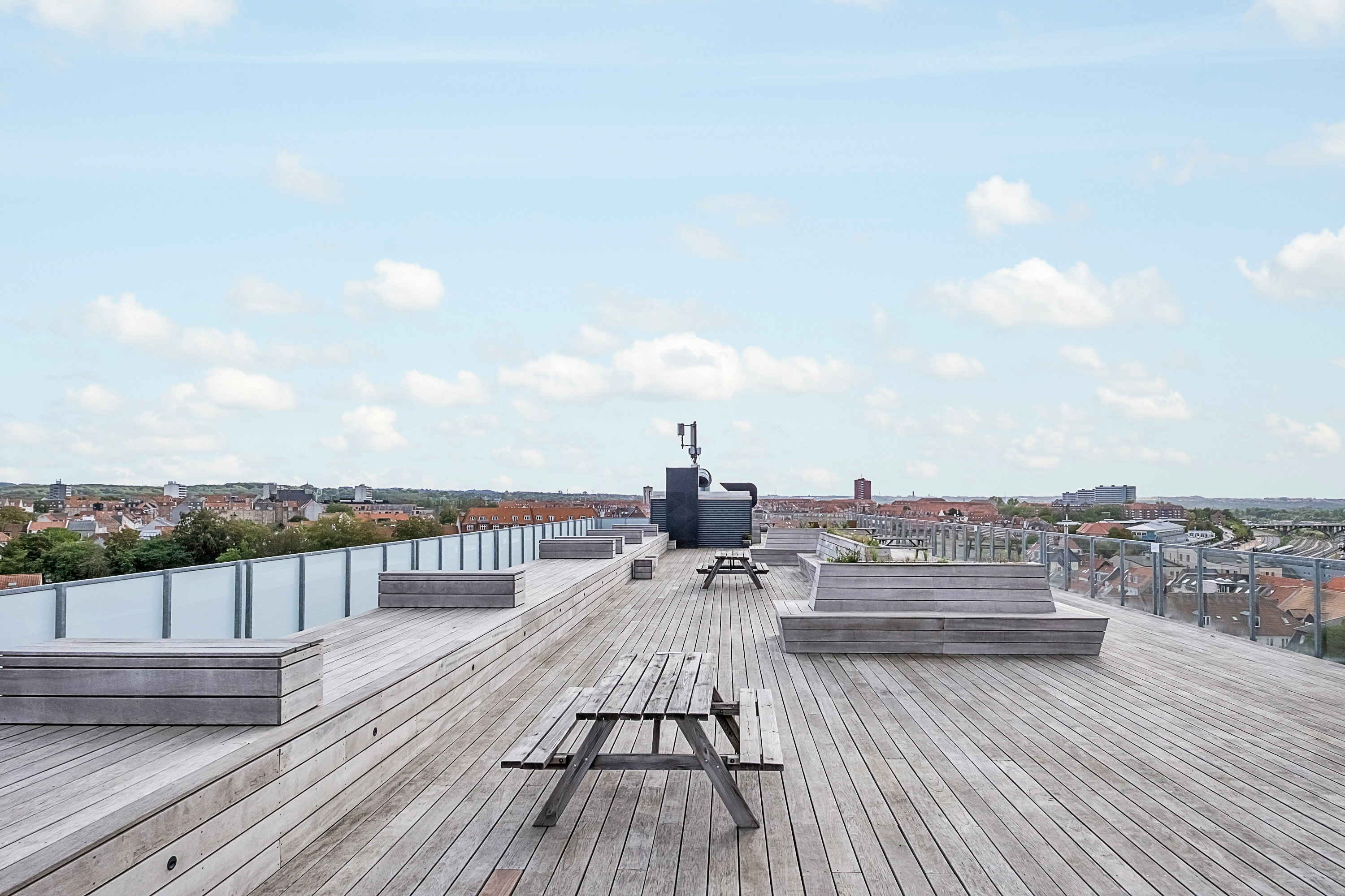 Fremhævet tagterrasse billede i fuldskærmstilstand. Billede af Skt. Nicolaus Gade 3, 1. 5., 8000 Aarhus C