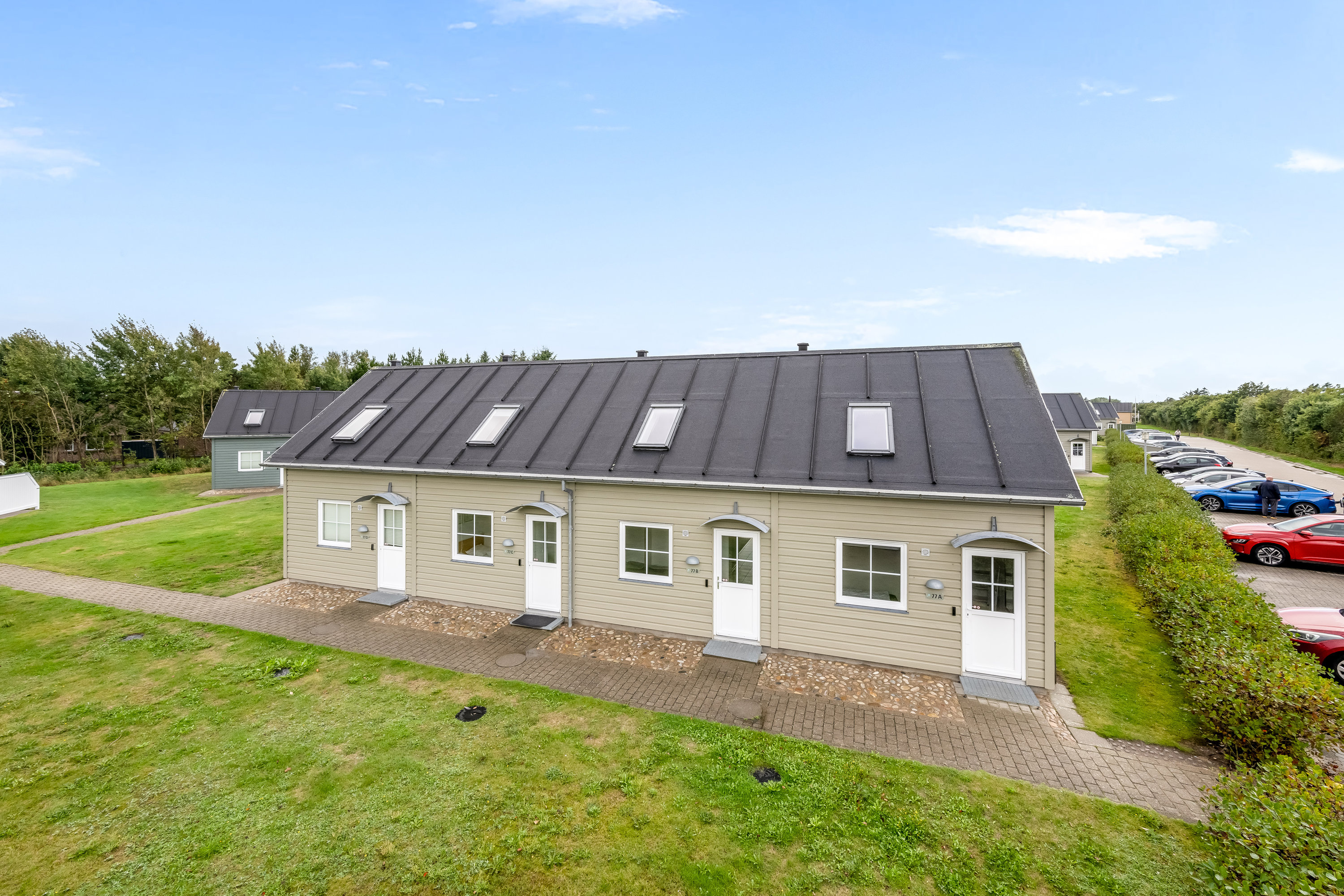 Fremhævet facade billede i fuldskærmstilstand. Billede af Lønne Feriepark 77A, Lønne, 6830 Nørre Nebel