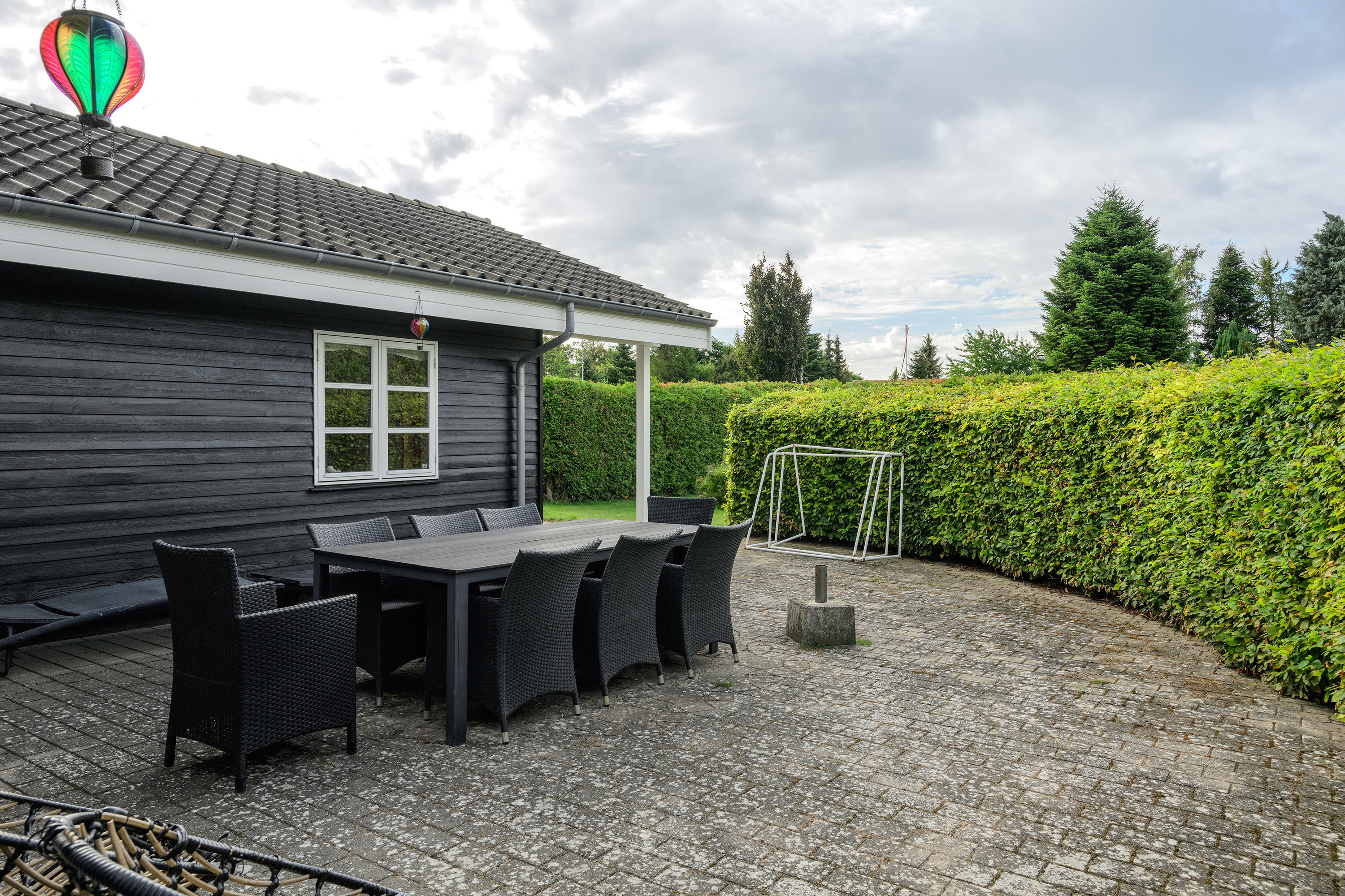 Fremhævet terrasse billede i fuldskærmstilstand. Billede af Hasselvænget 14, 4873 Væggerløse