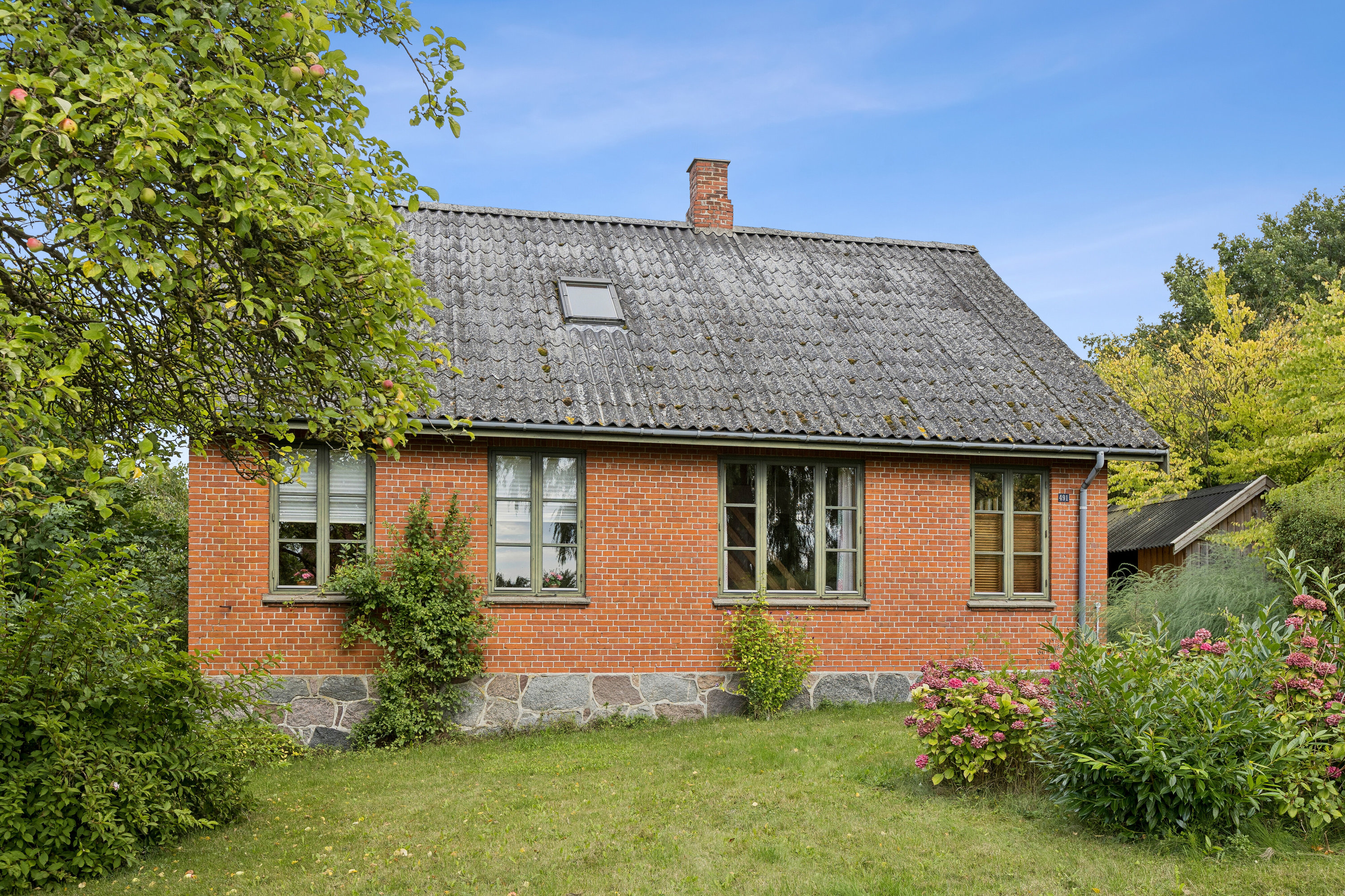 Fremhævet set fra haven billede i fuldskærmstilstand. Billede af Klintevej 491, Magleby, 4791 Borre