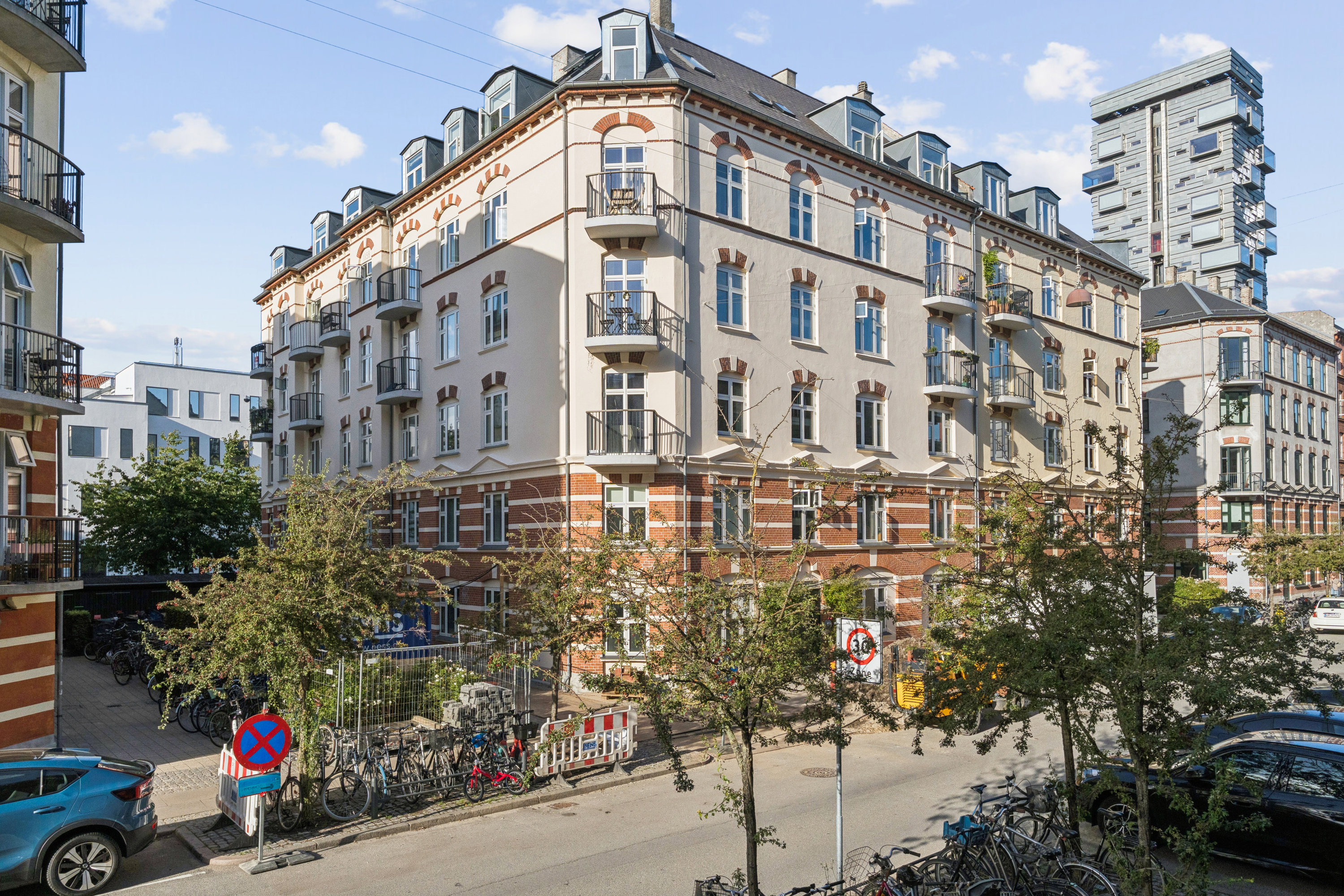 Fremhævet andet billede i fuldskærmstilstand. Billede af Hjørringgade 13, 5. th., 2100 København Ø