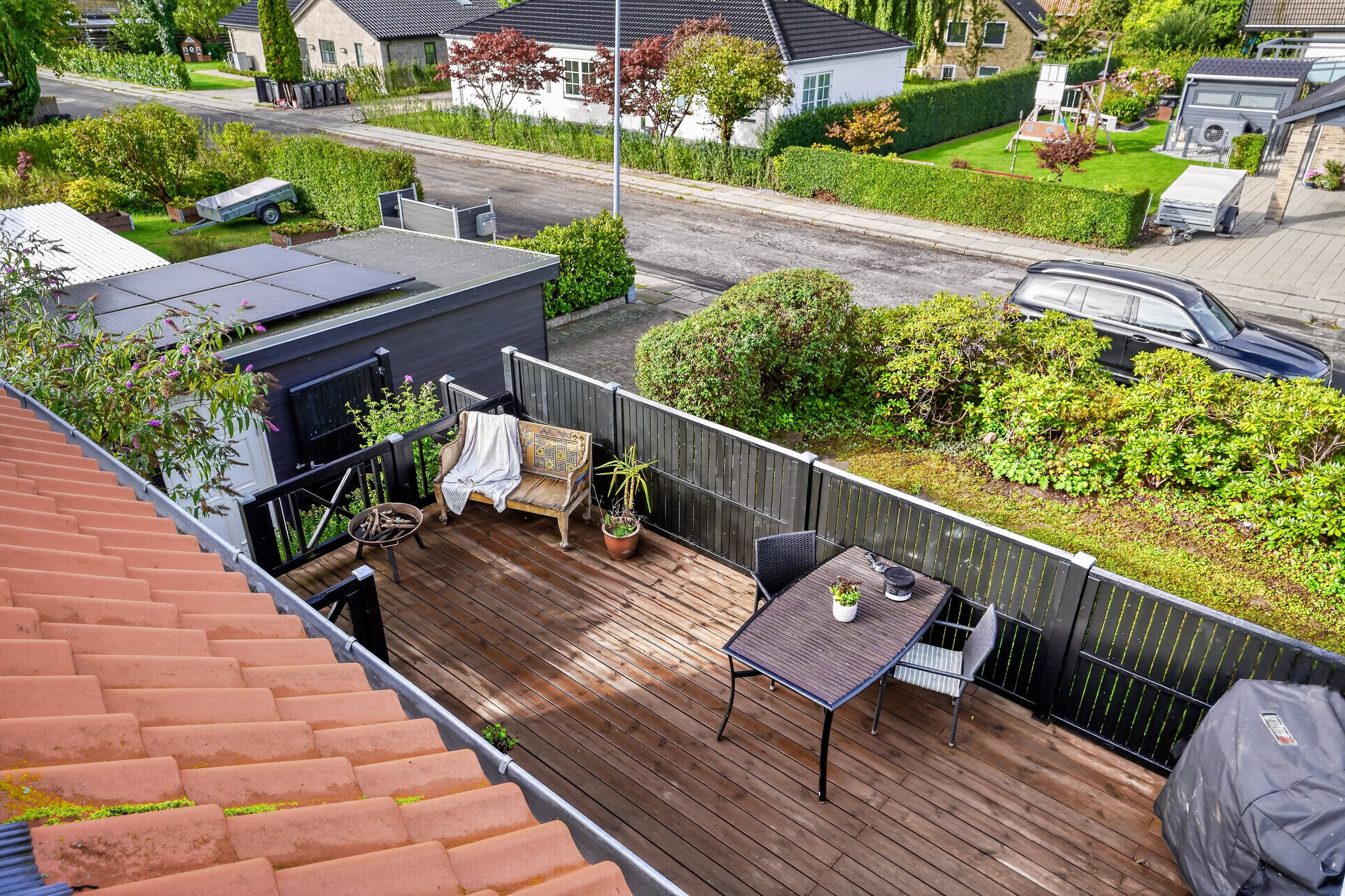 Fremhævet terrasse billede i fuldskærmstilstand. Billede af Hirsevangen 16, 2750 Ballerup