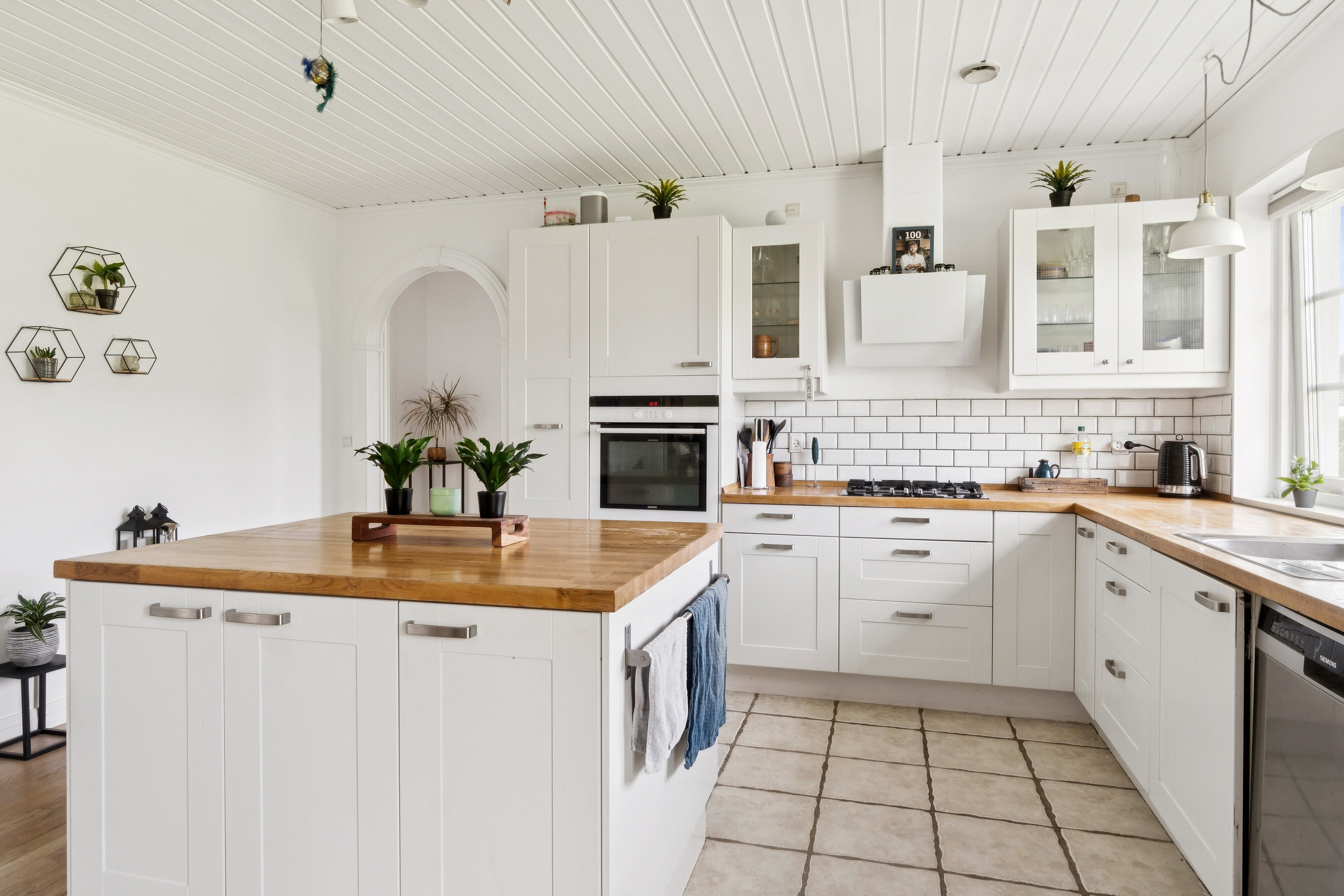 Hermelinvej 2, 4690 Haslev