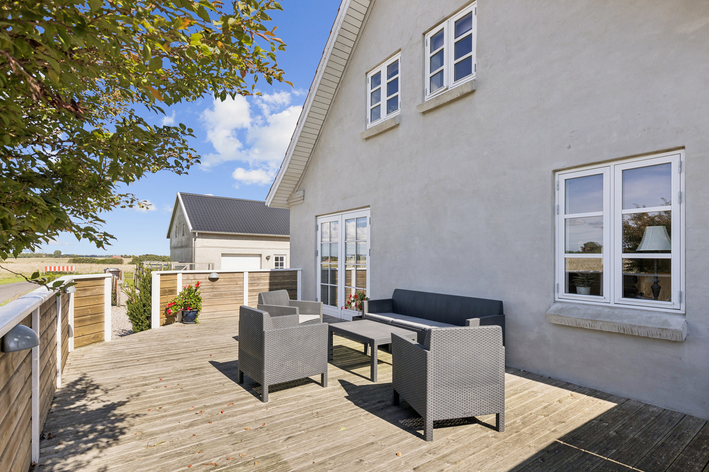 Fremhævet terrasse billede i fuldskærmstilstand. Billede af Kløvervej 10, 4200 Slagelse