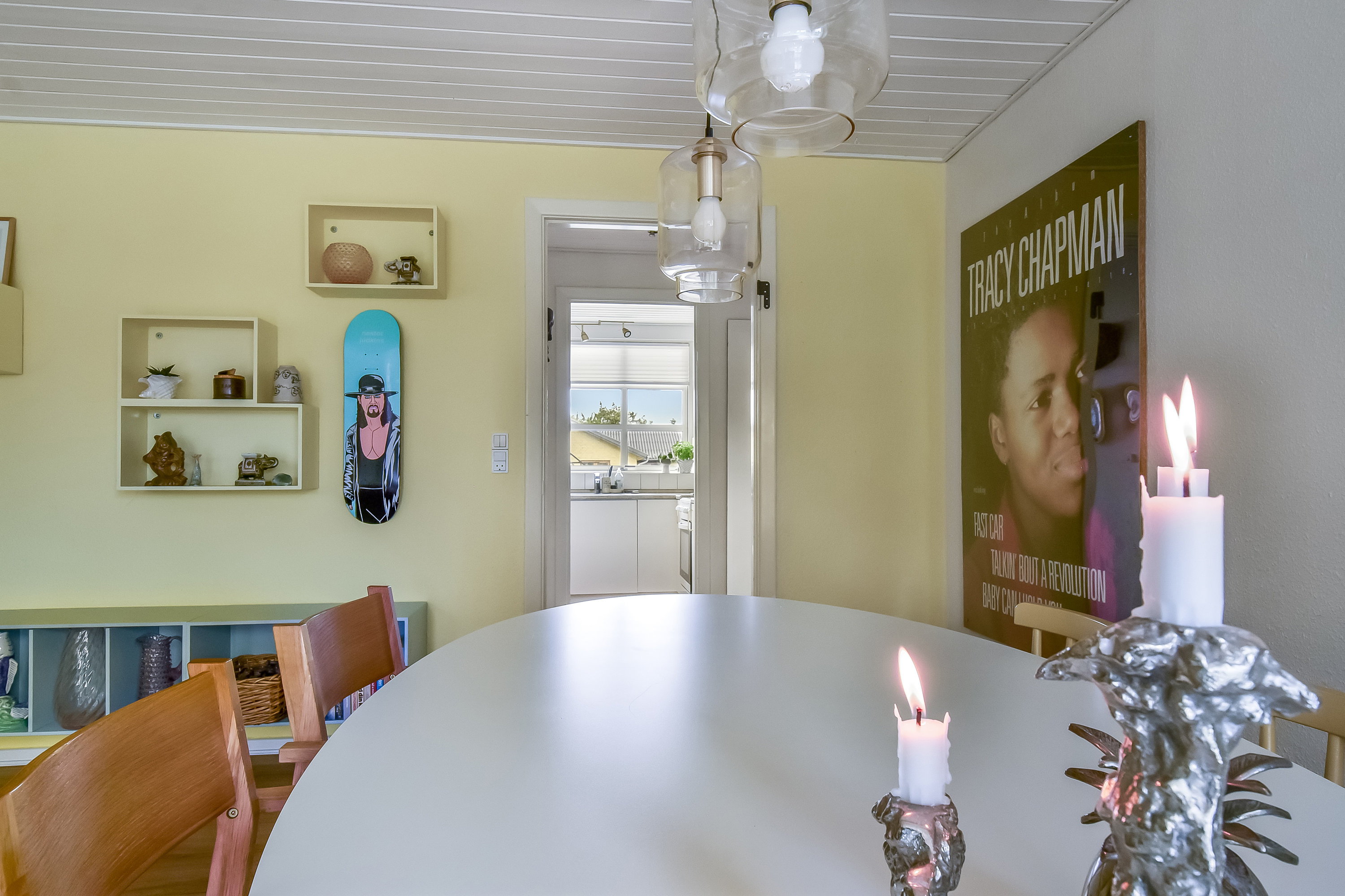 Fremhævet stue billede i fuldskærmstilstand. Billede af Ålholmvej 17, Tjørring, 7400 Herning
