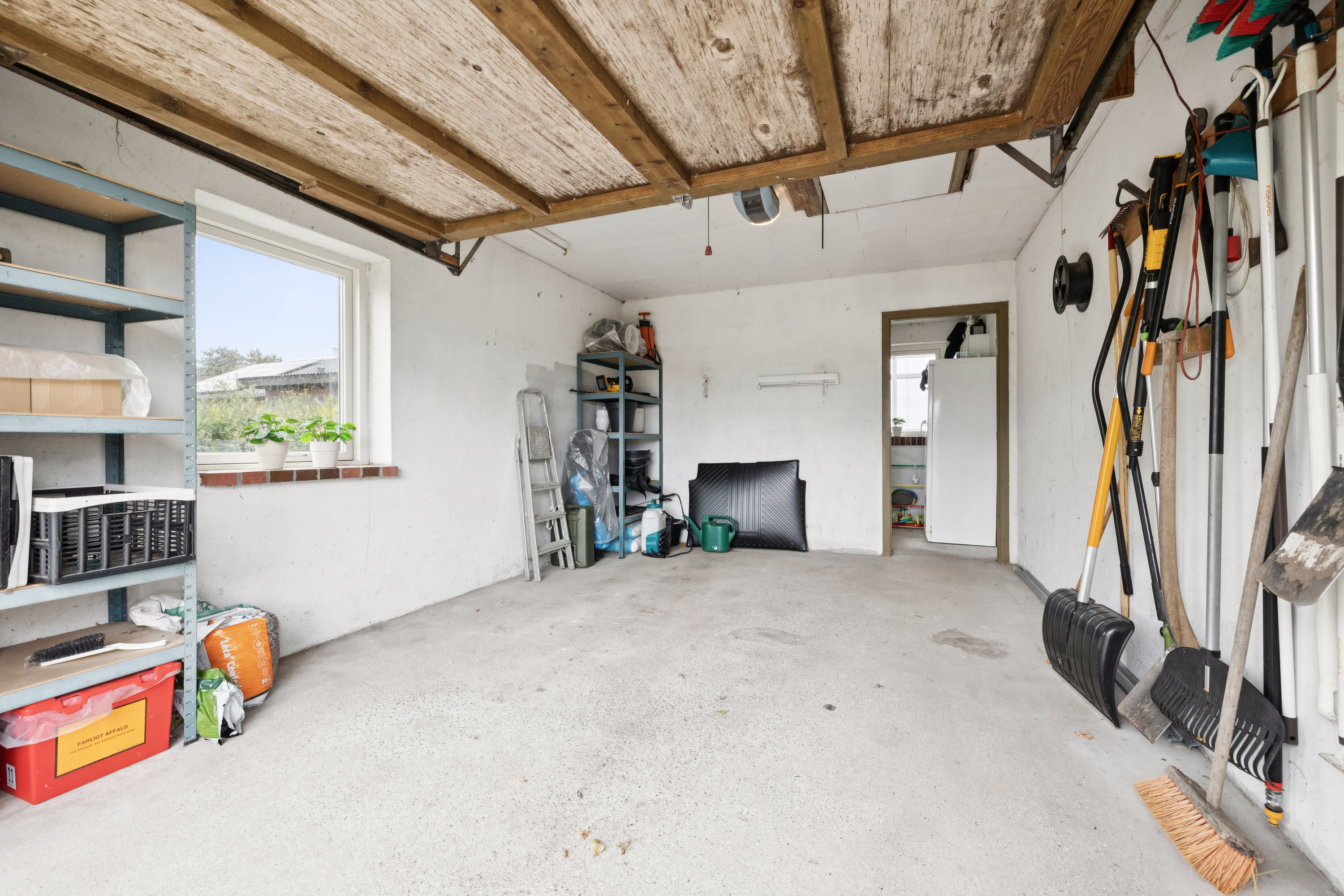 Fremhævet garage billede i fuldskærmstilstand. Billede af Tollestrupvej 168, Hvilsom, 9500 Hobro
