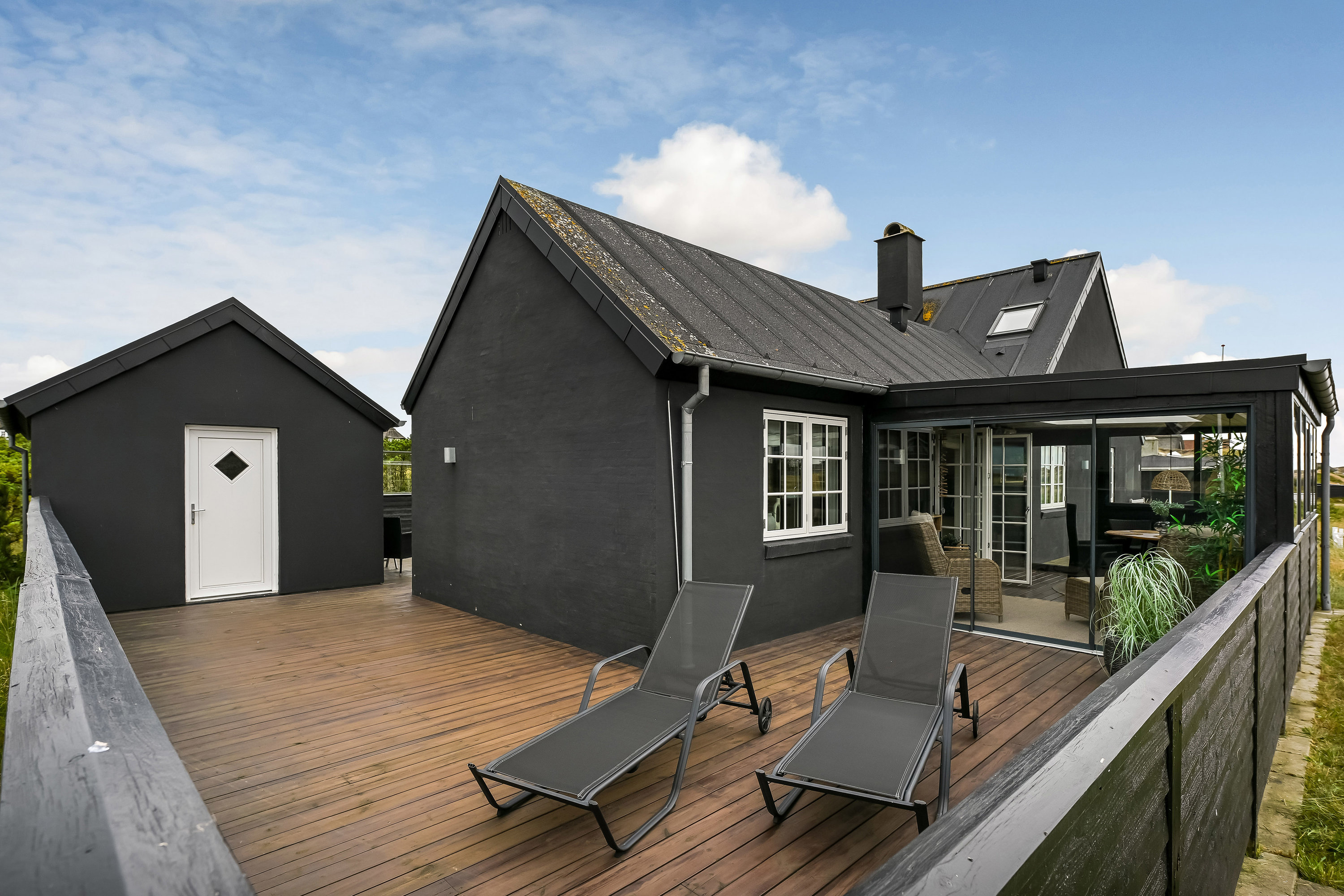 Fremhævet terrasse billede i fuldskærmstilstand. Billede af Golfvejen 6, Fanø Bad, 6720 Fanø
