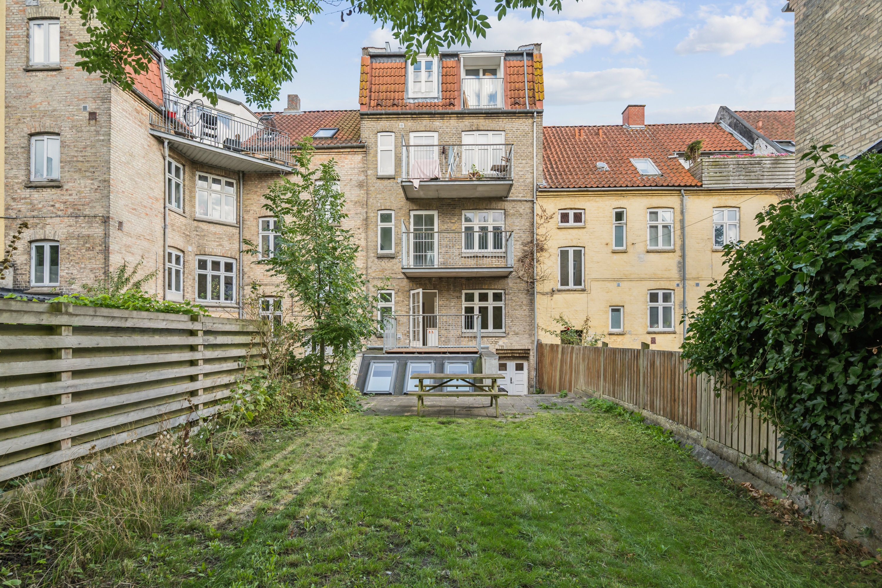 Fremhævet andet billede i fuldskærmstilstand. Billede af Sølystgade 10, st., 8000 Aarhus C