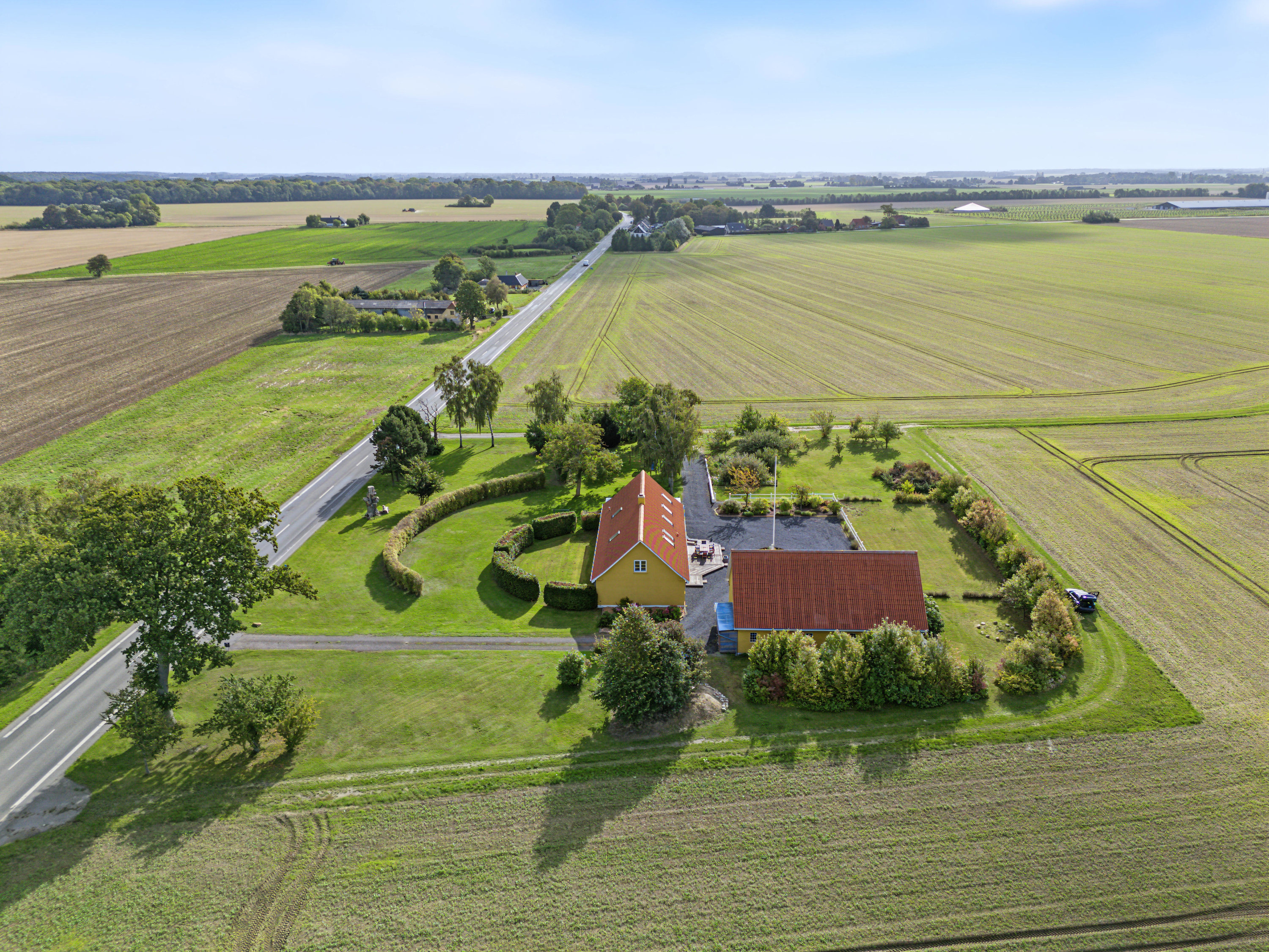 Fremhævet luftfoto billede i fuldskærmstilstand. Billede af Nakskov Landevej 75, Vejleby, 4970 Rødby