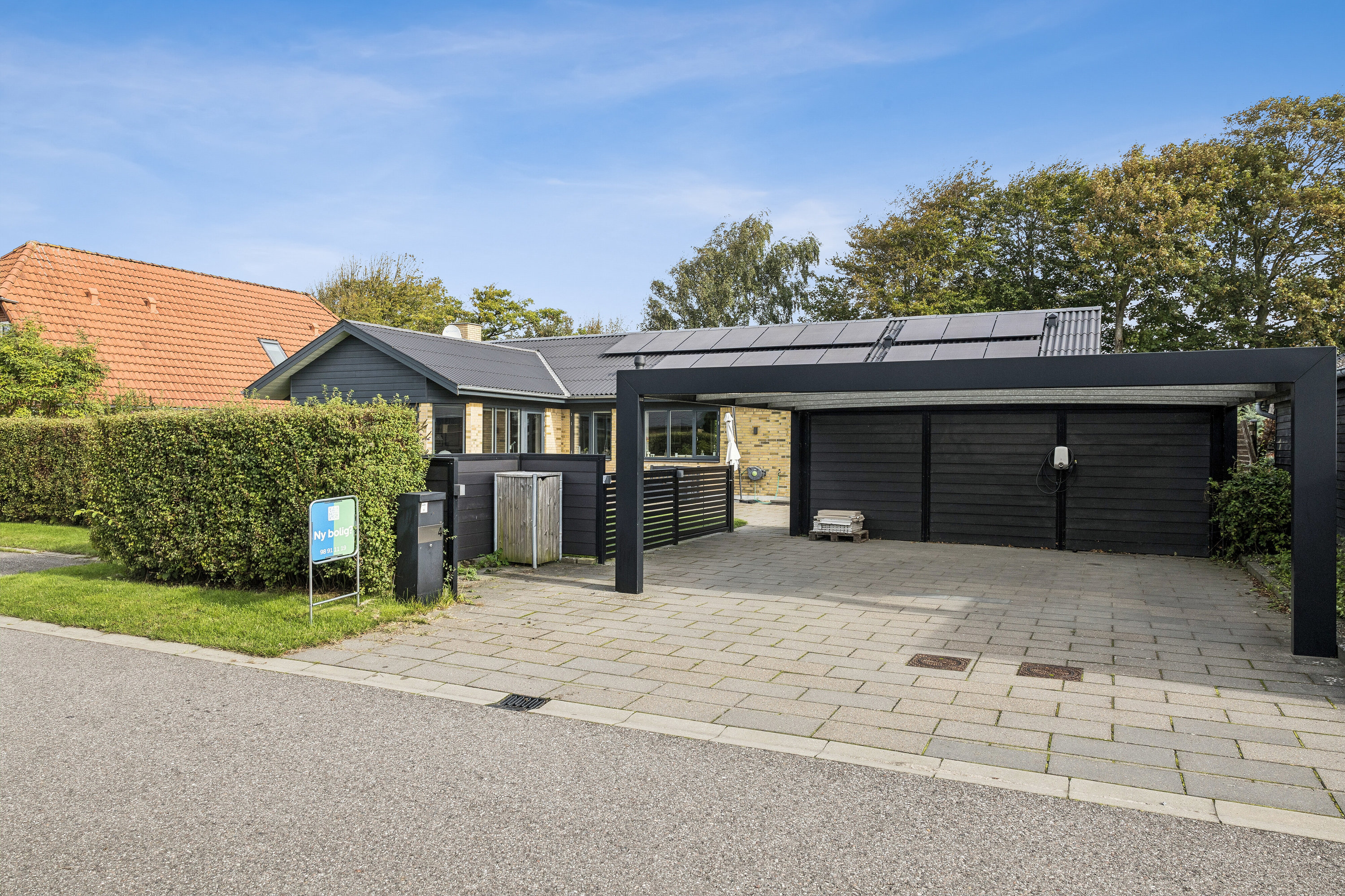 Fremhævet set fra vejen billede i fuldskærmstilstand. Billede af Bytoften 4, Rakkeby, 9800 Hjørring