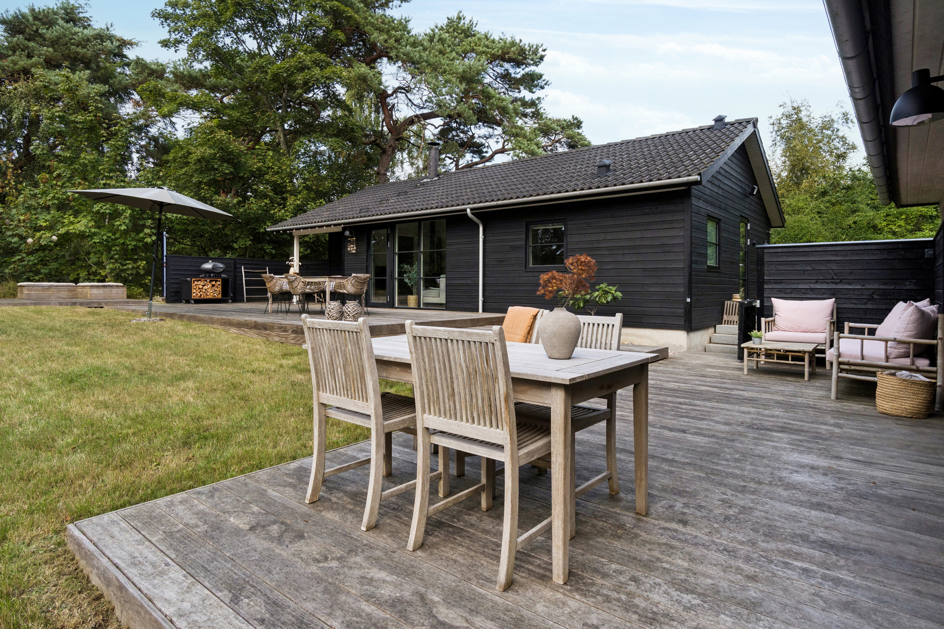 Fremhævet terrasse billede i fuldskærmstilstand. Billede af Stampen Vej 6 21A, Nylars, 3700 Rønne