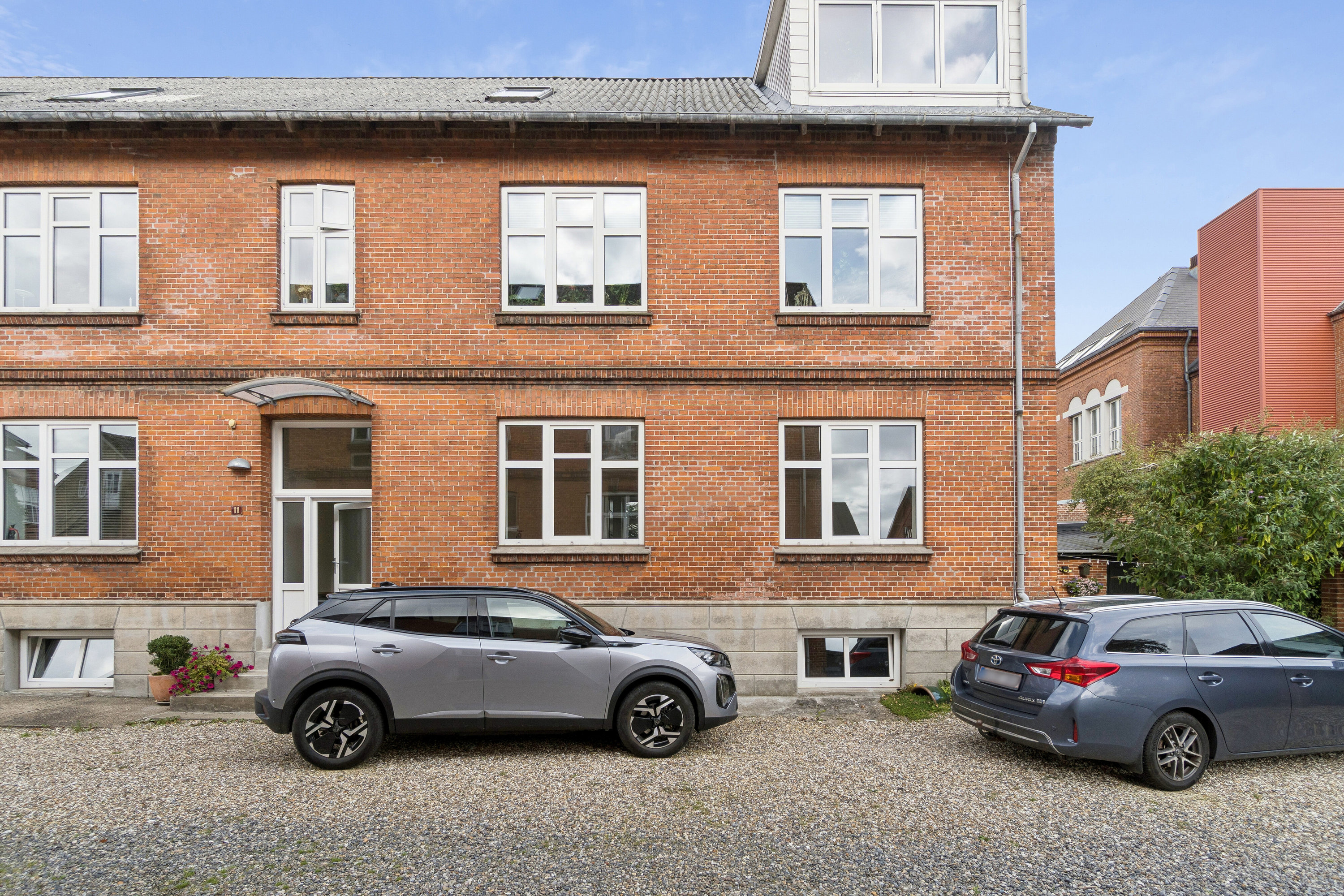 Fremhævet facade billede i fuldskærmstilstand. Billede af Skolegade 11, st. th., 7700 Thisted