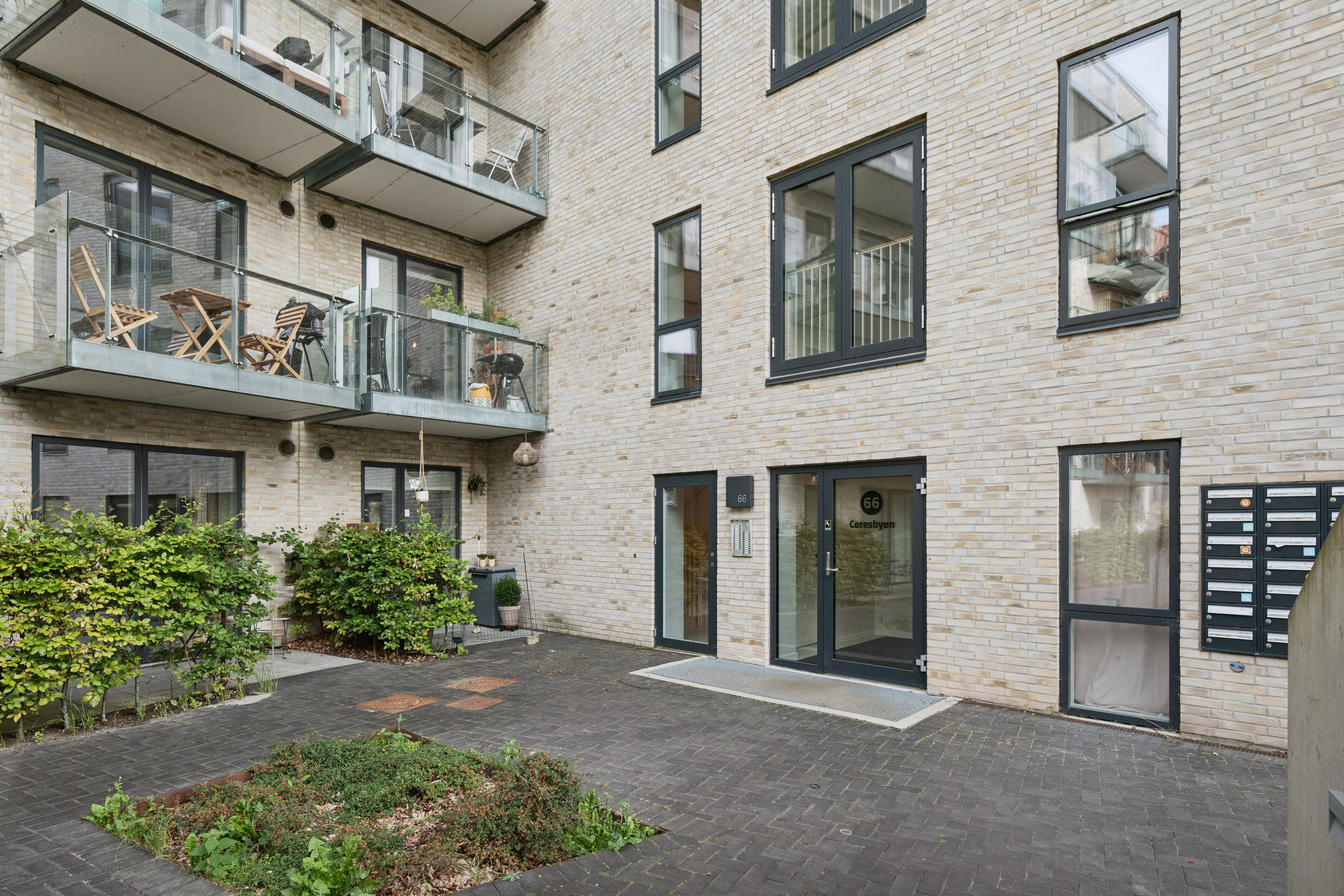 Fremhævet andet billede i fuldskærmstilstand. Billede af Ceresbyen 66, 3. 1., 8000 Aarhus C