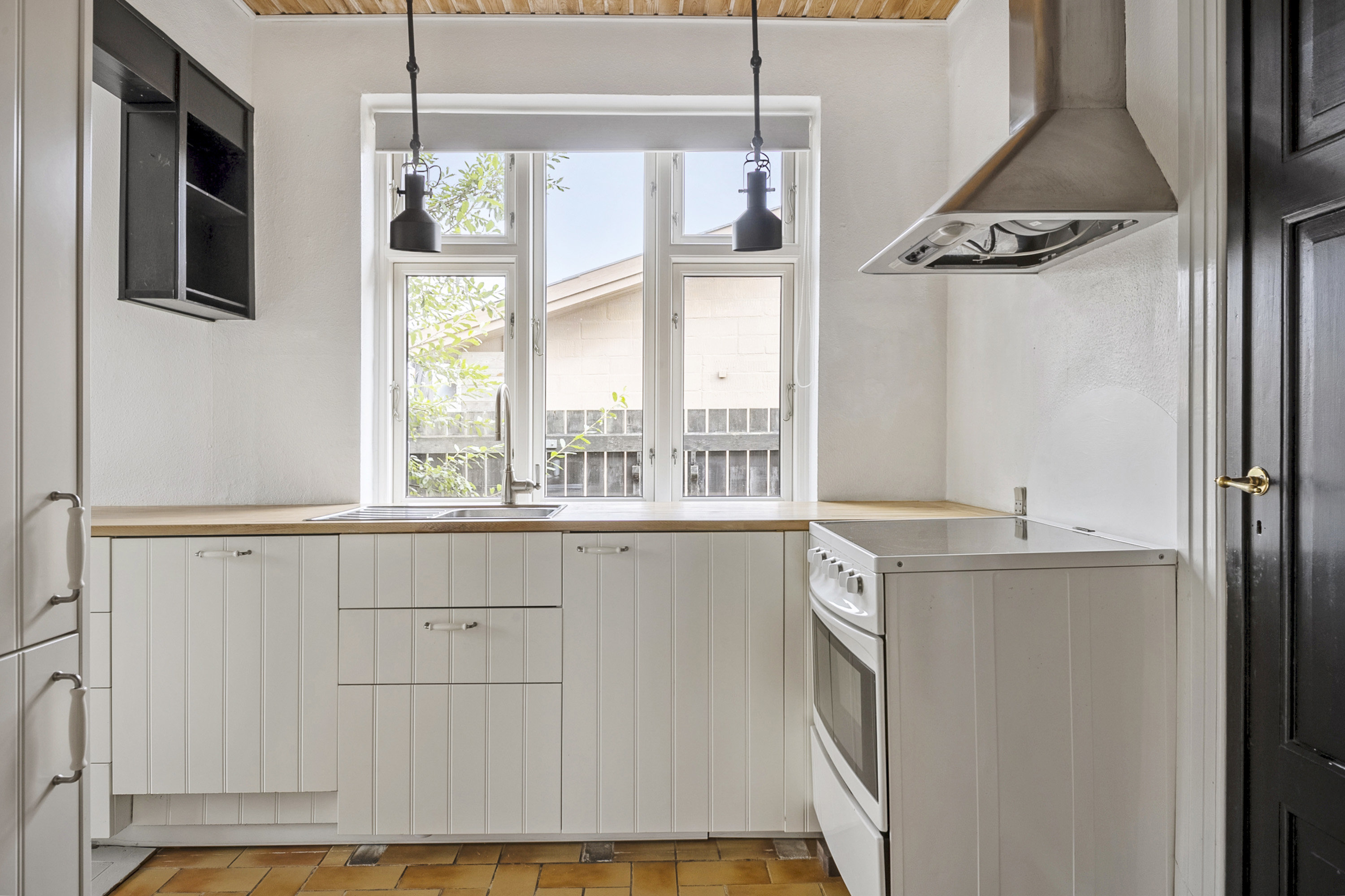 Fremhævet køkken billede i fuldskærmstilstand. Billede af Løjt Storegade 5, Løjt Kirkeby, 6200 Aabenraa
