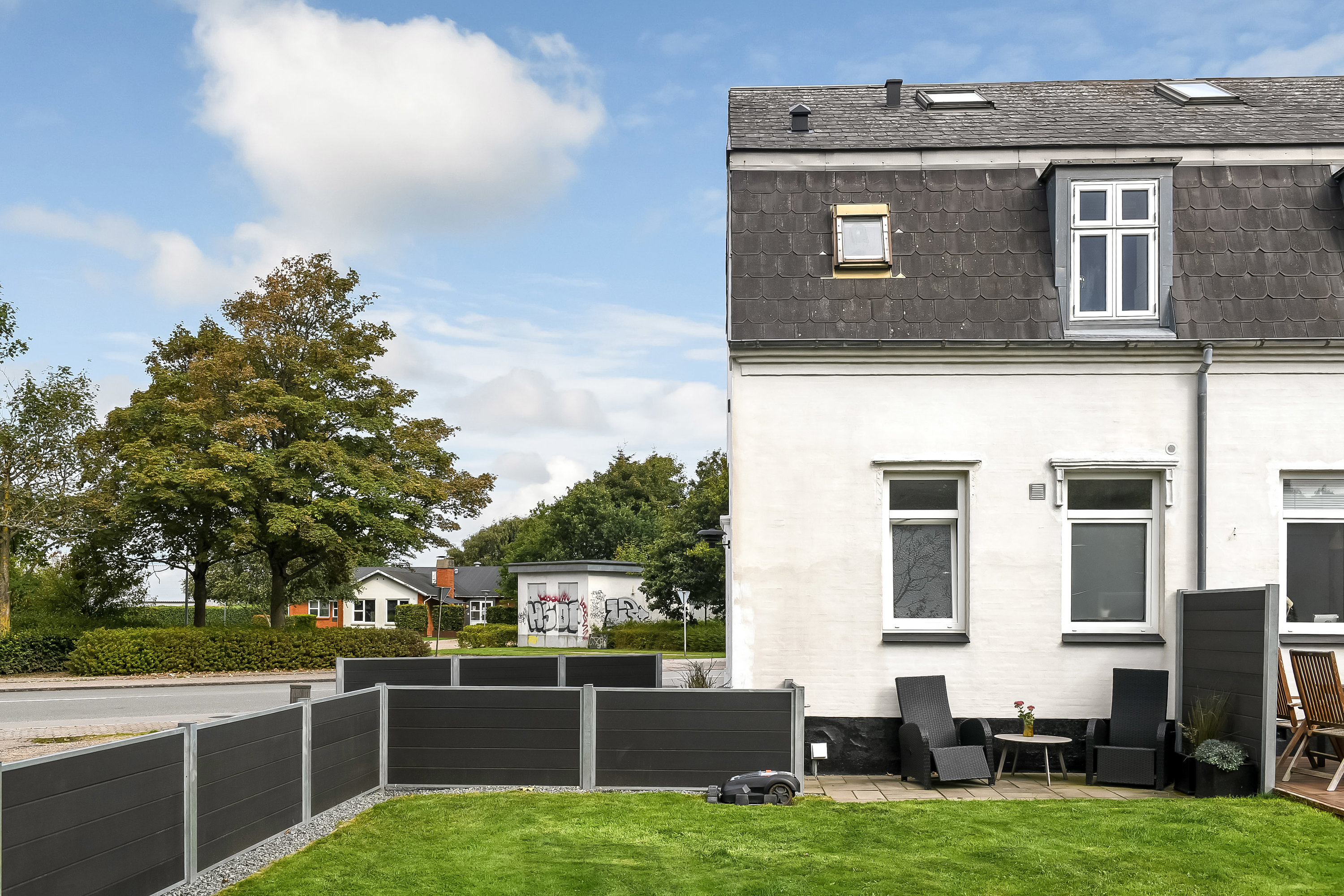 Fremhævet terrasse billede i fuldskærmstilstand. Billede af Strandby Kirkevej 256, 1., 6700 Esbjerg