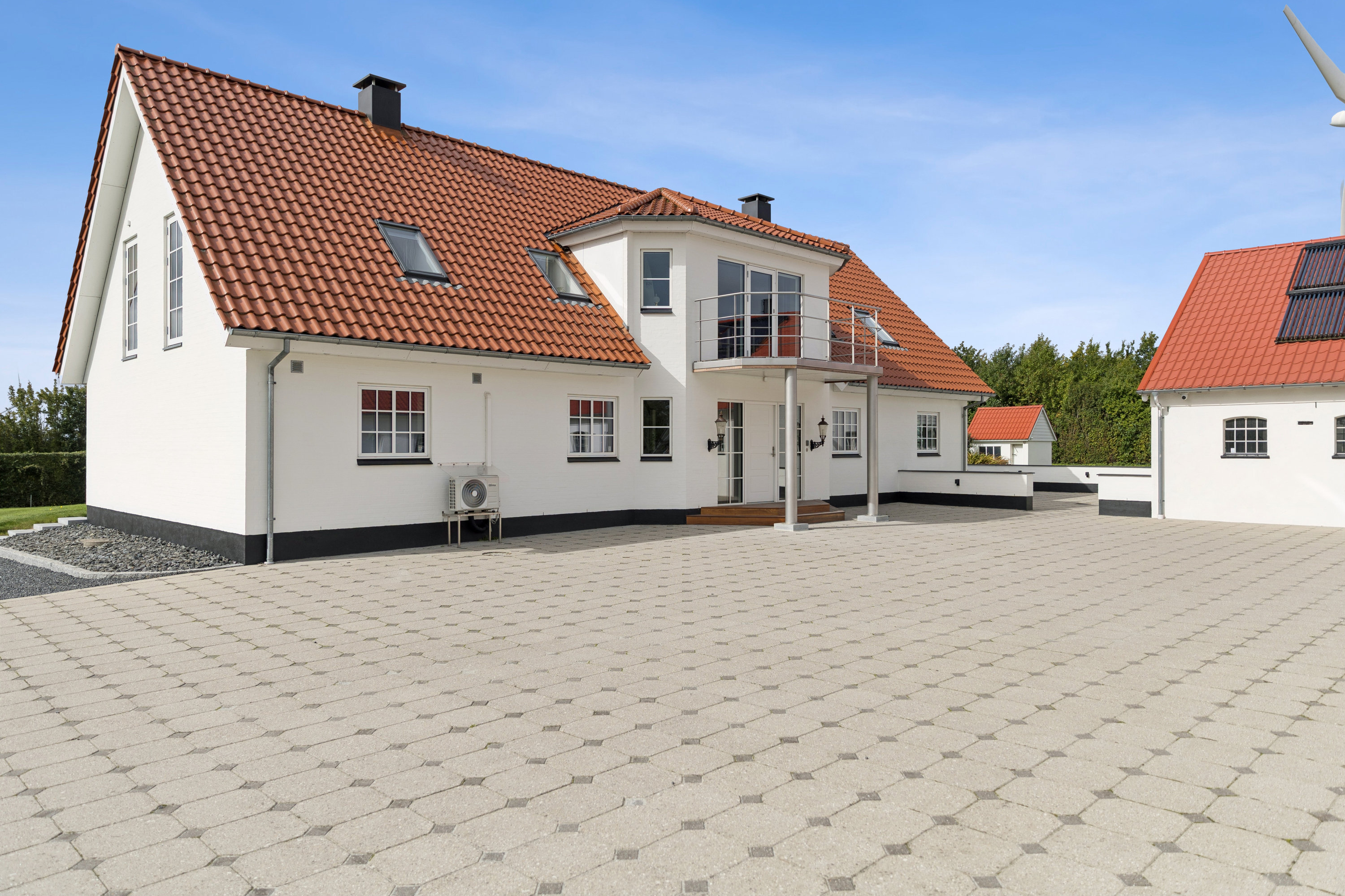 Fremhævet ejendom billede i fuldskærmstilstand. Billede af Kirkegårdsvej 10, Døstrup, 9500 Hobro