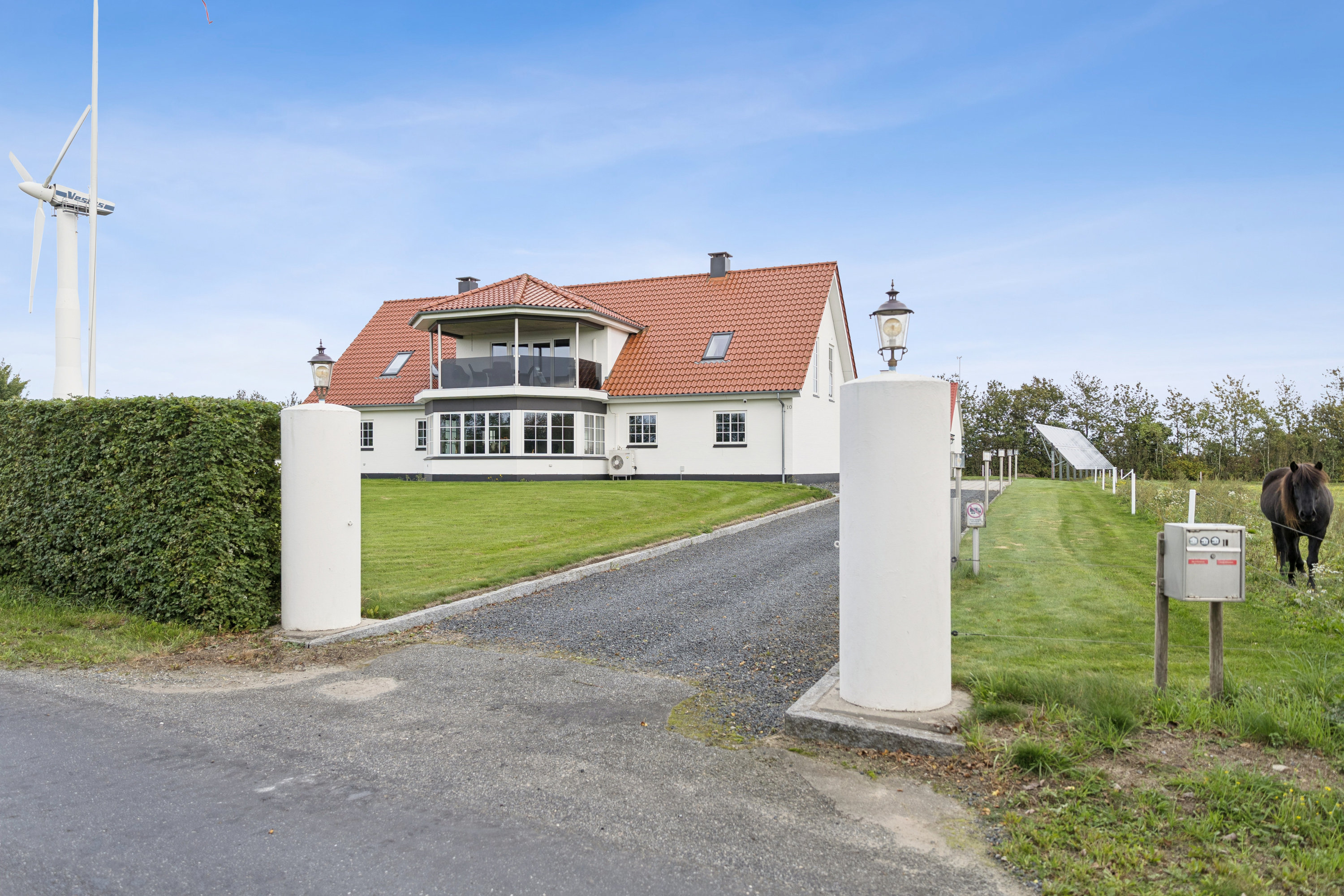 Fremhævet ejendom billede i fuldskærmstilstand. Billede af Kirkegårdsvej 10, Døstrup, 9500 Hobro