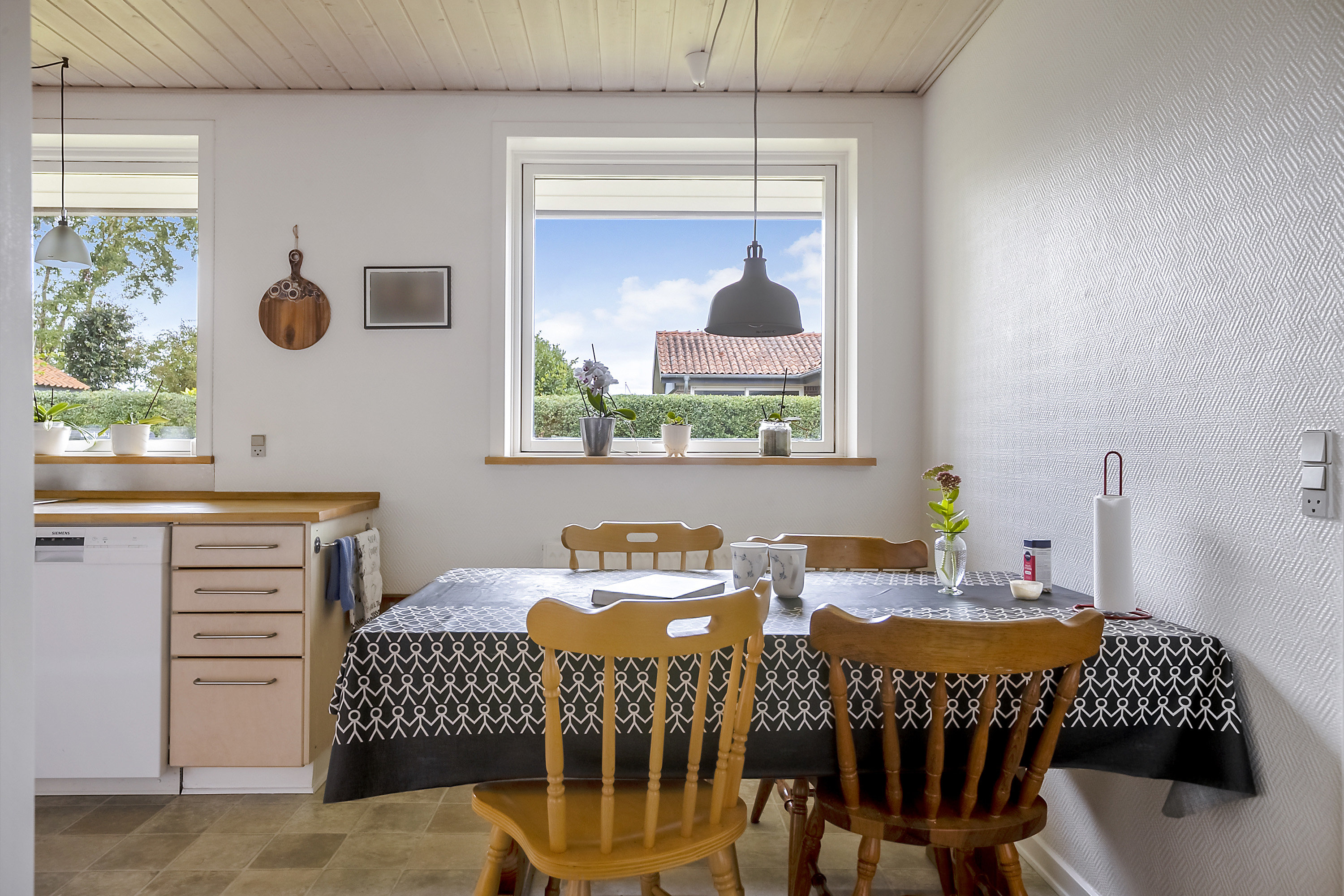 Fremhævet spisekøkken billede i fuldskærmstilstand. Billede af Kromai 115, Løjt Kirkeby, 6200 Aabenraa