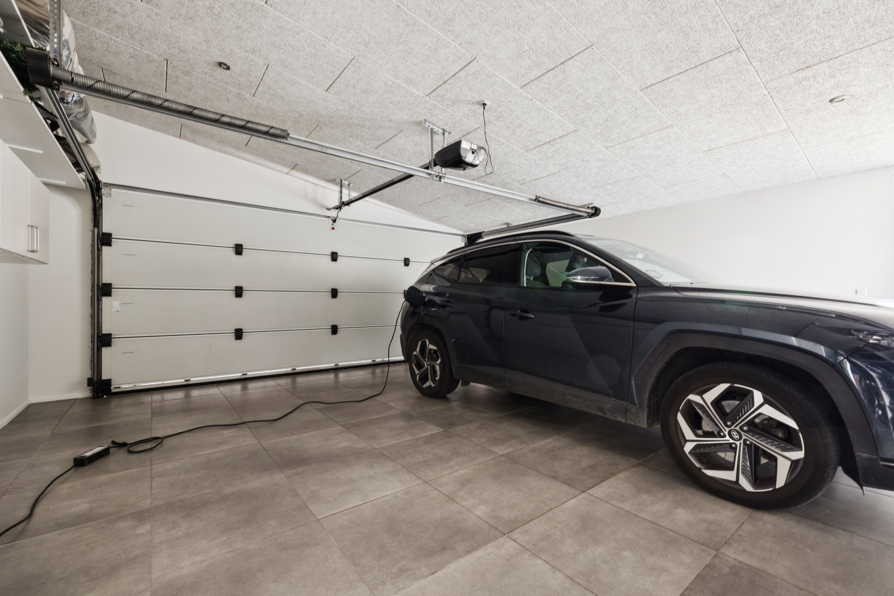 Fremhævet garage billede i fuldskærmstilstand. Billede af Ekkodalen 19, 8831 Løgstrup