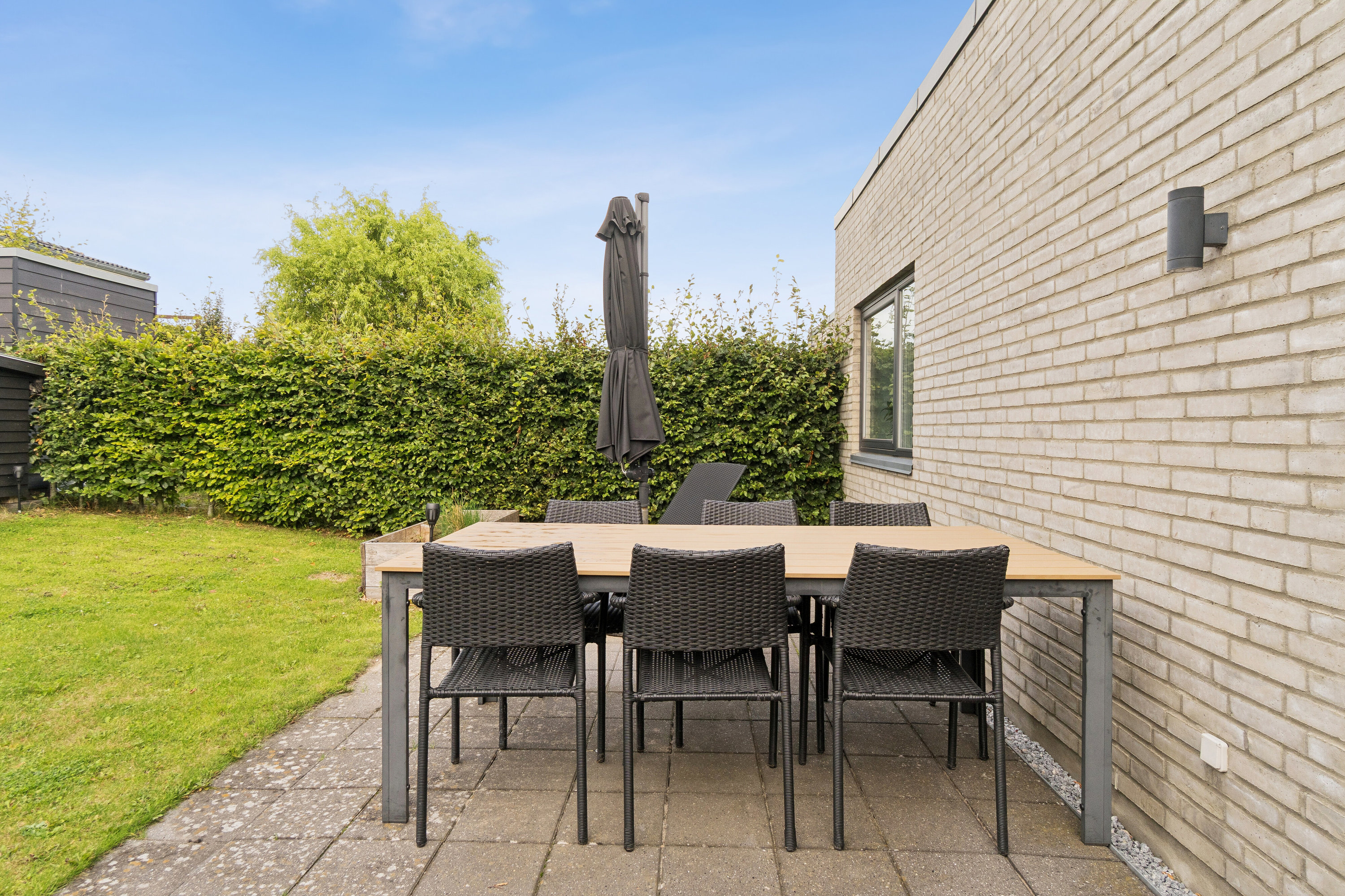 Fremhævet terrasse billede i fuldskærmstilstand. Billede af Fredensborgparken 115, Stavtrup, 8260 Viby J