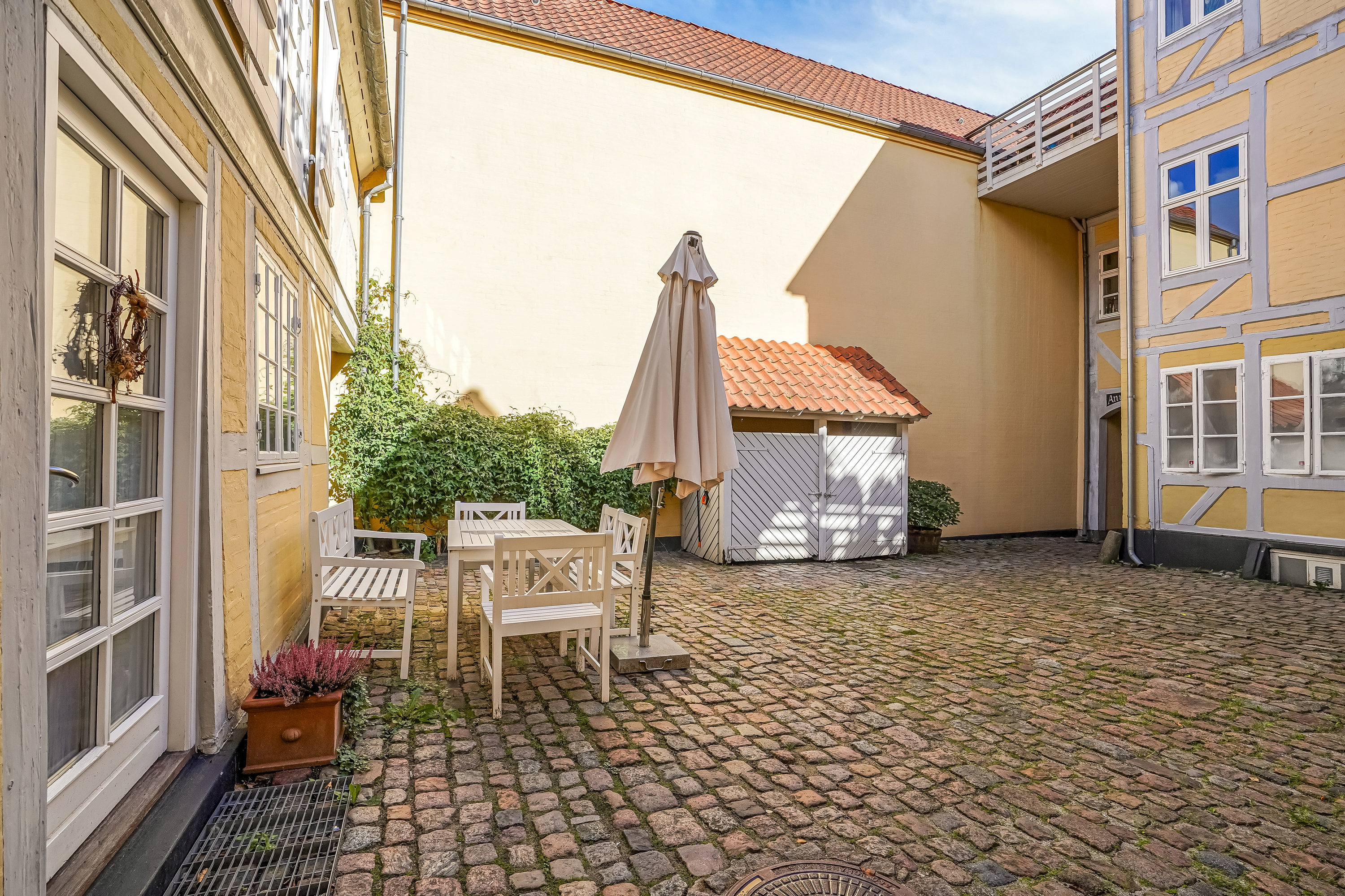 Fremhævet terrasse billede i fuldskærmstilstand. Billede af Overgade 32C, 5000 Odense C