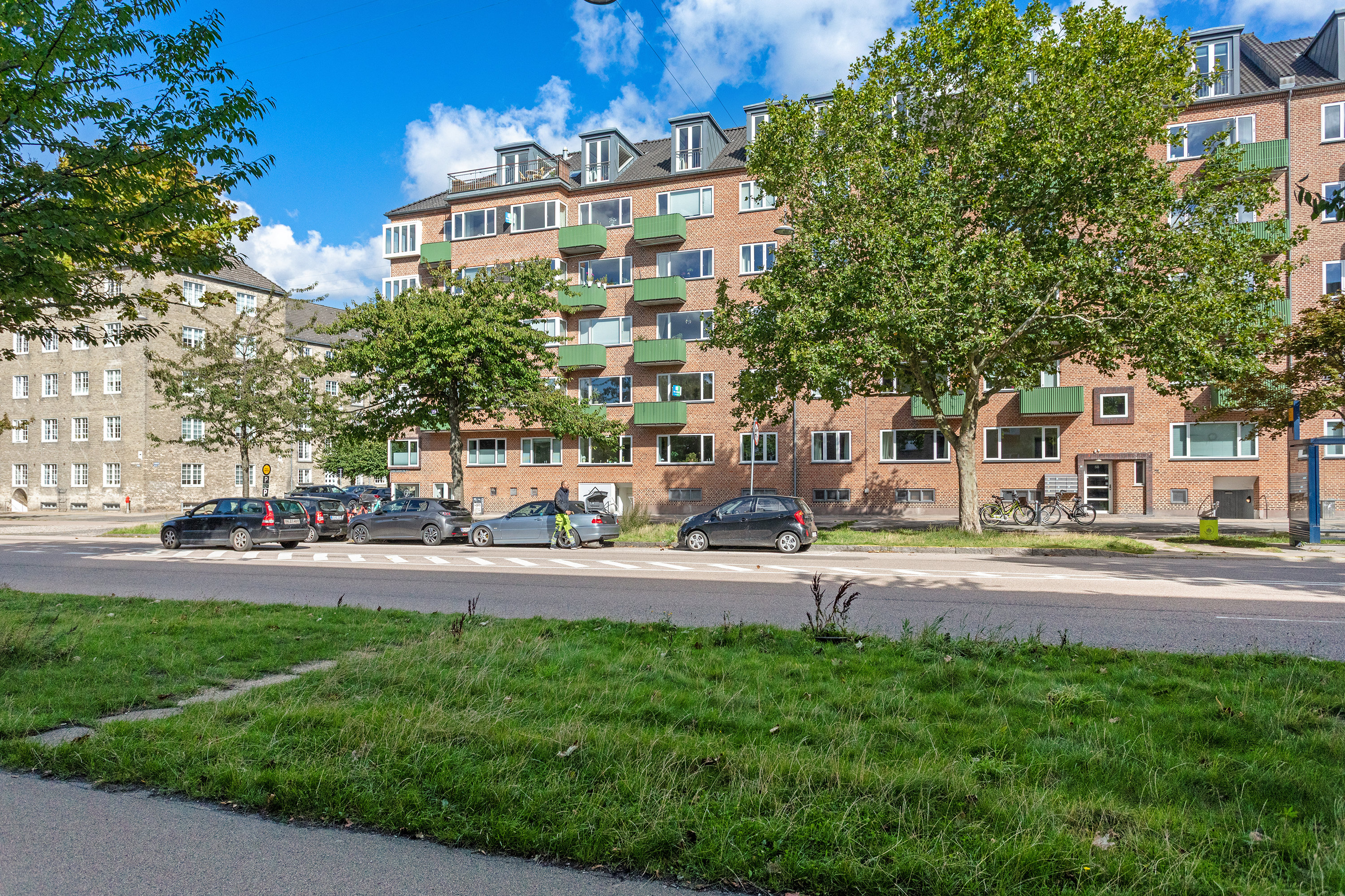 Fremhævet facade billede i fuldskærmstilstand. Billede af Dalføret 17, 4. tv., 2300 København S