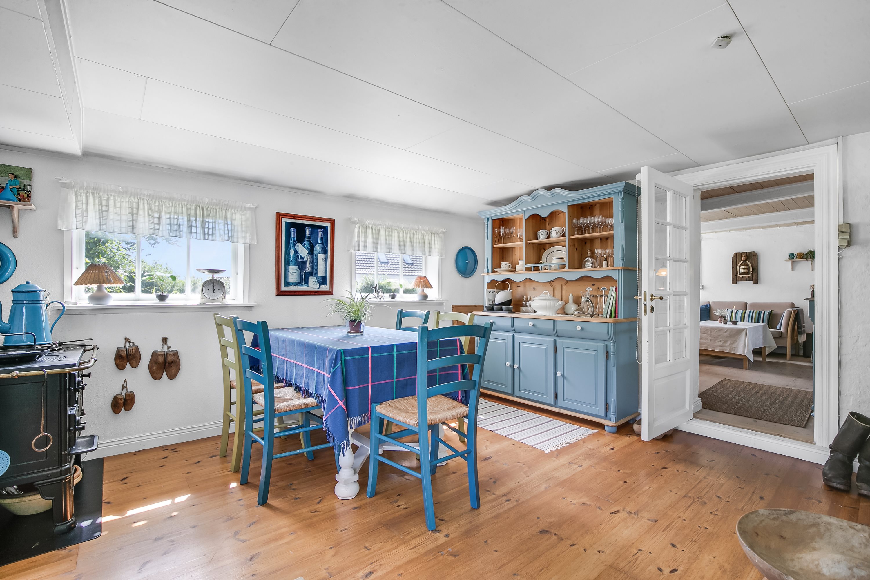 Fremhævet stue billede i fuldskærmstilstand. Billede af Kuskgårdsvej 25, 9381 Sulsted