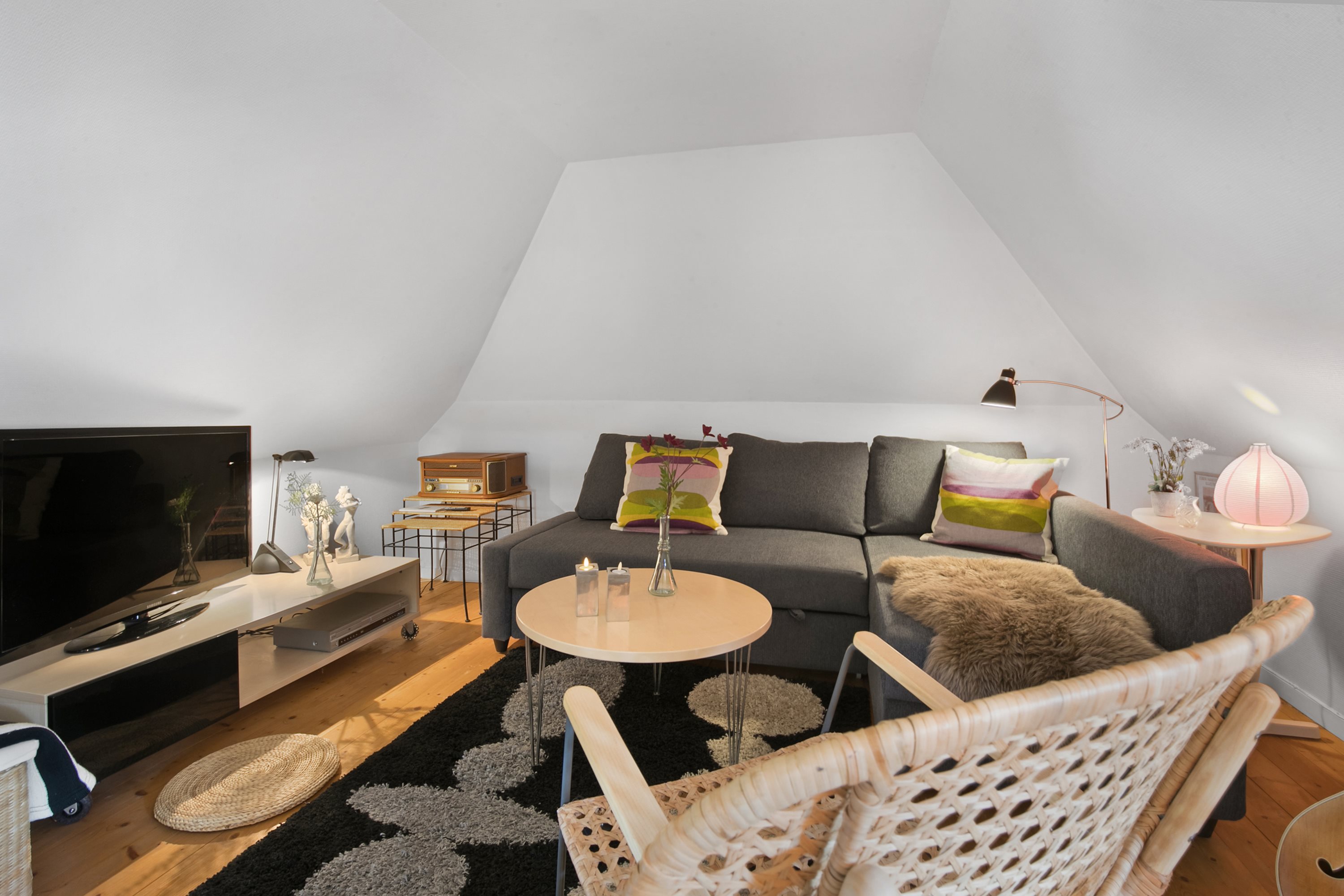 Fremhævet stue billede i fuldskærmstilstand. Billede af Kuskgårdsvej 25, 9381 Sulsted